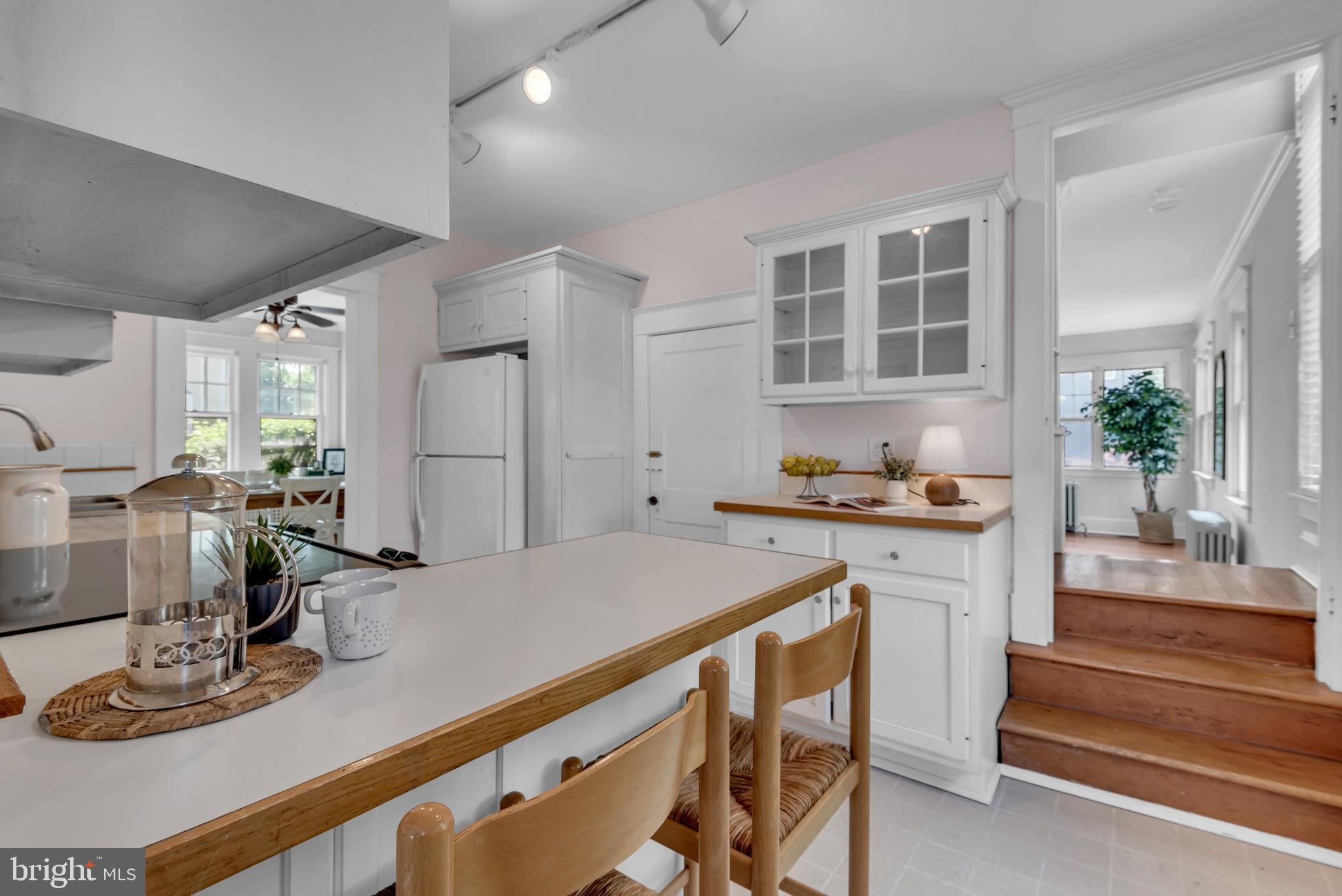 MURRAY HILL - Residential