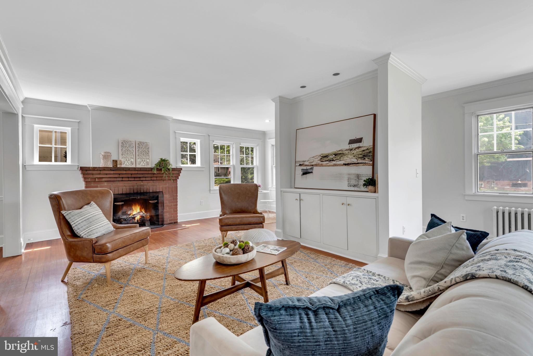 MURRAY HILL - Residential