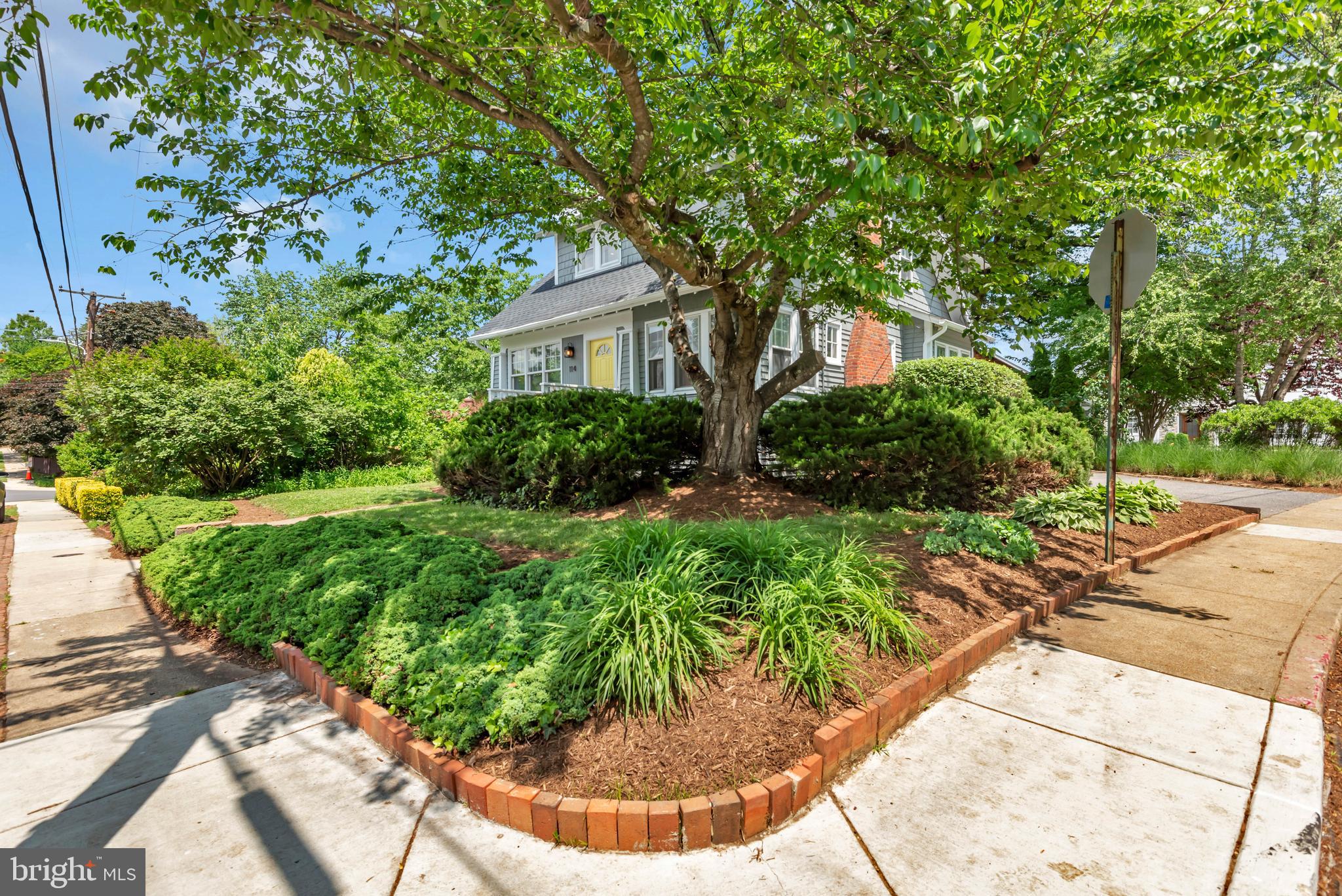 MURRAY HILL - Residential