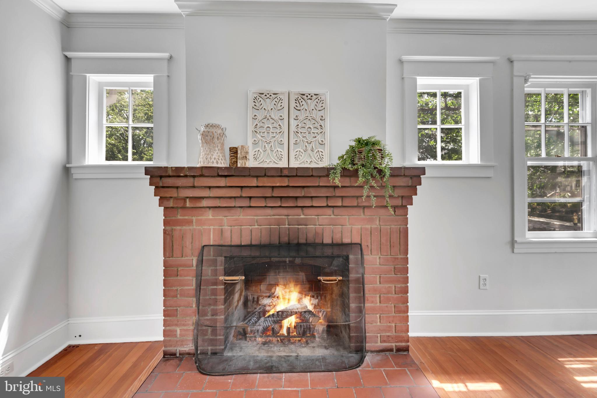 MURRAY HILL - Residential