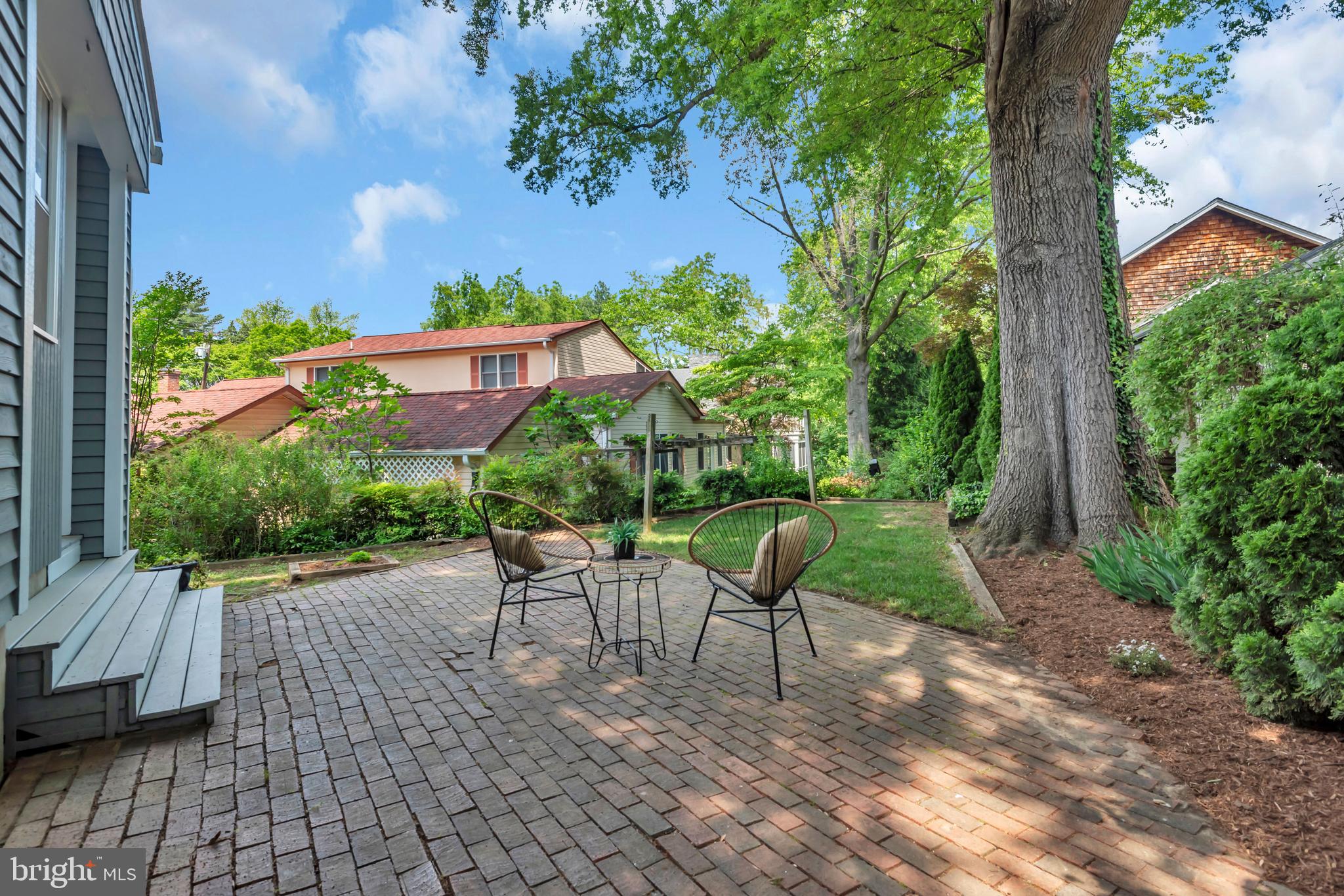 MURRAY HILL - Residential