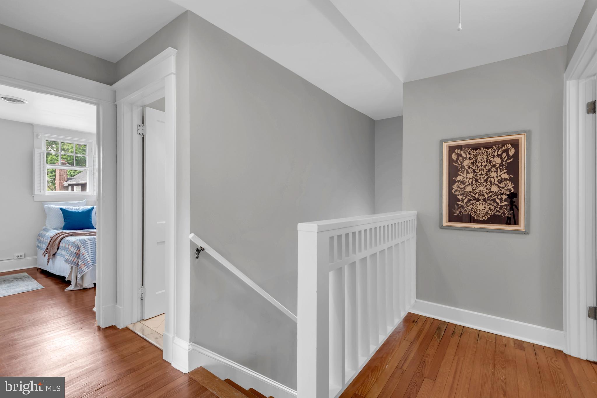 MURRAY HILL - Residential