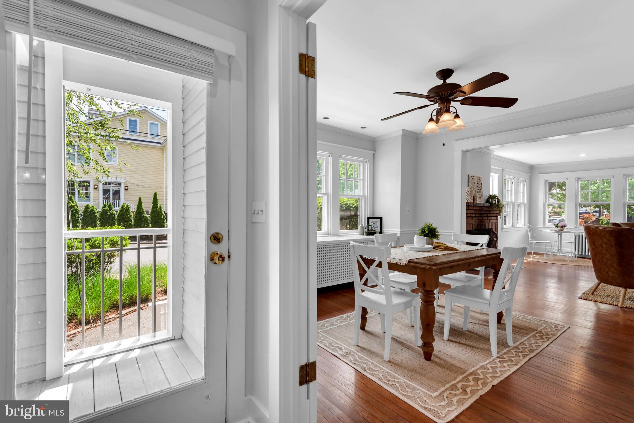 MURRAY HILL - Residential