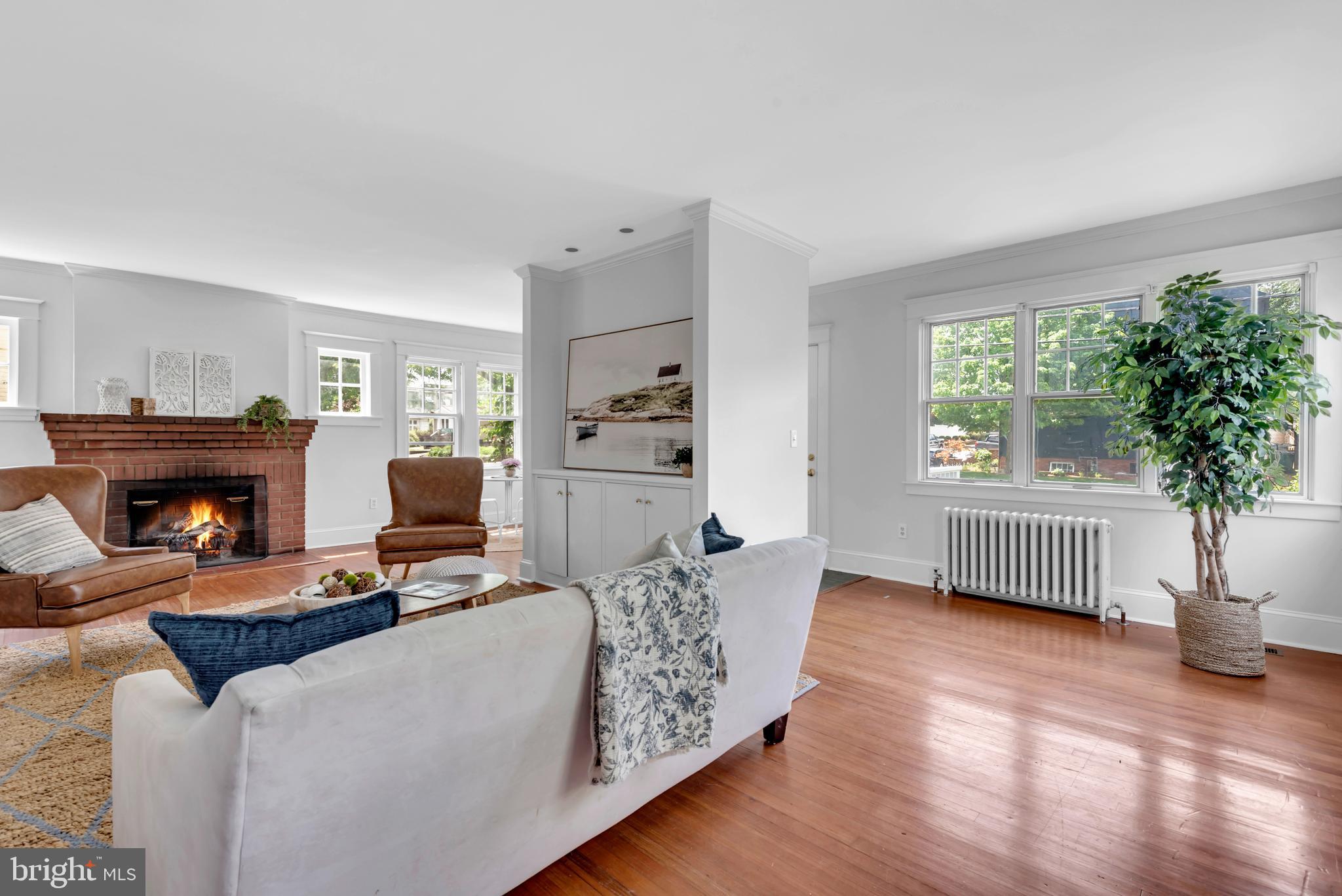 MURRAY HILL - Residential