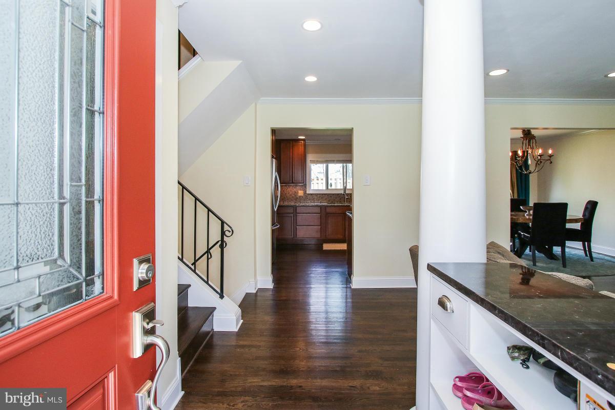 MANOR WOODS - Residential Lease