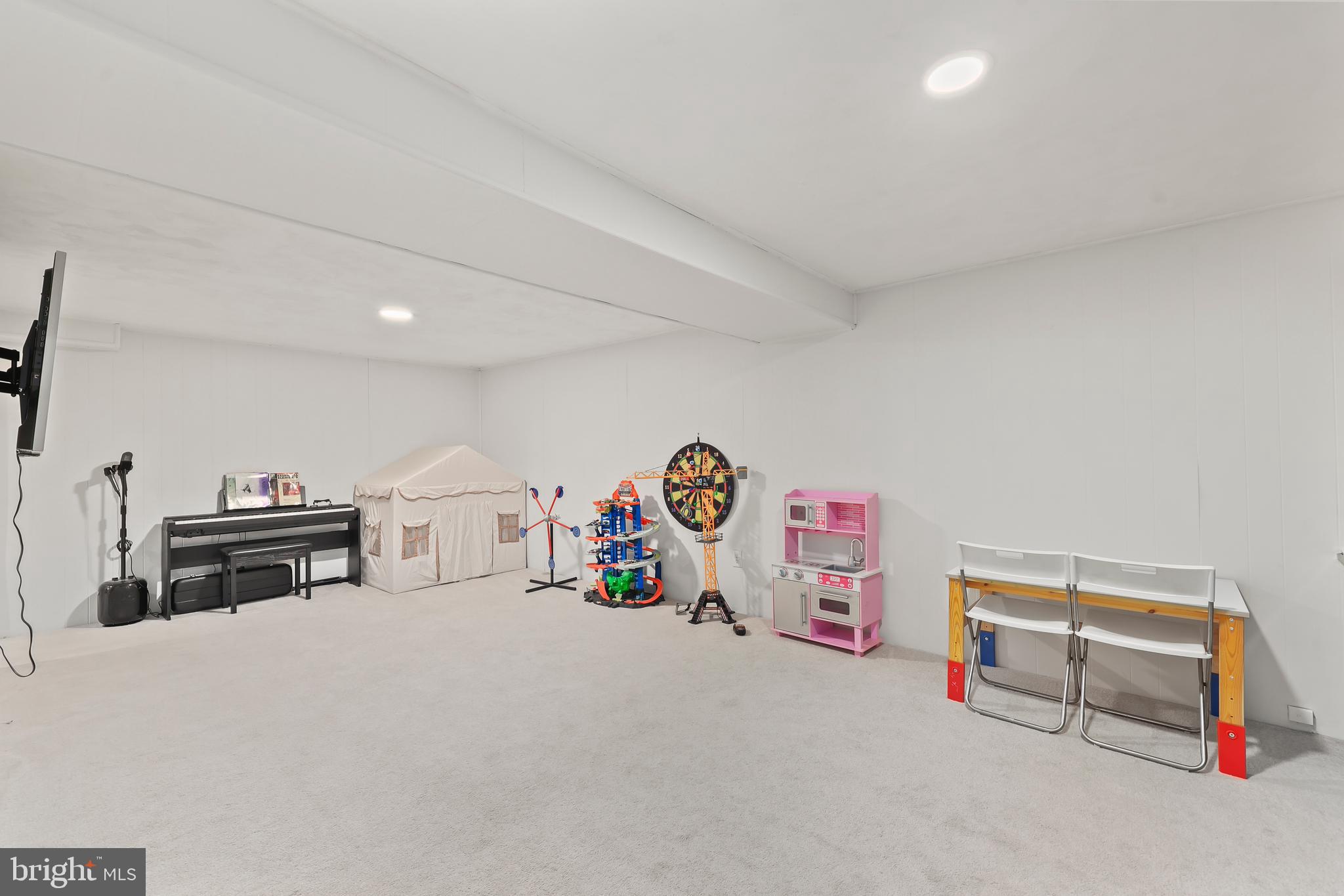 ORANGE HUNT ESTATES - Residential