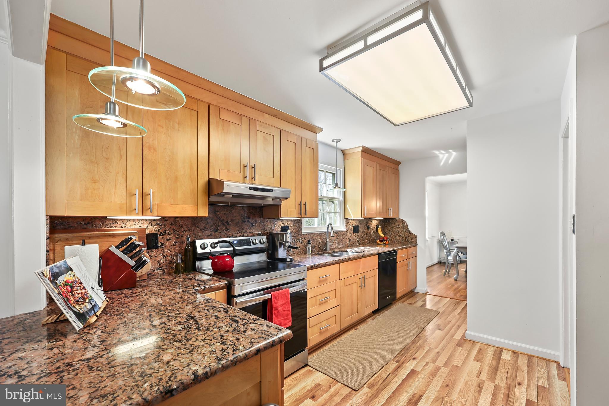 ORANGE HUNT ESTATES - Residential