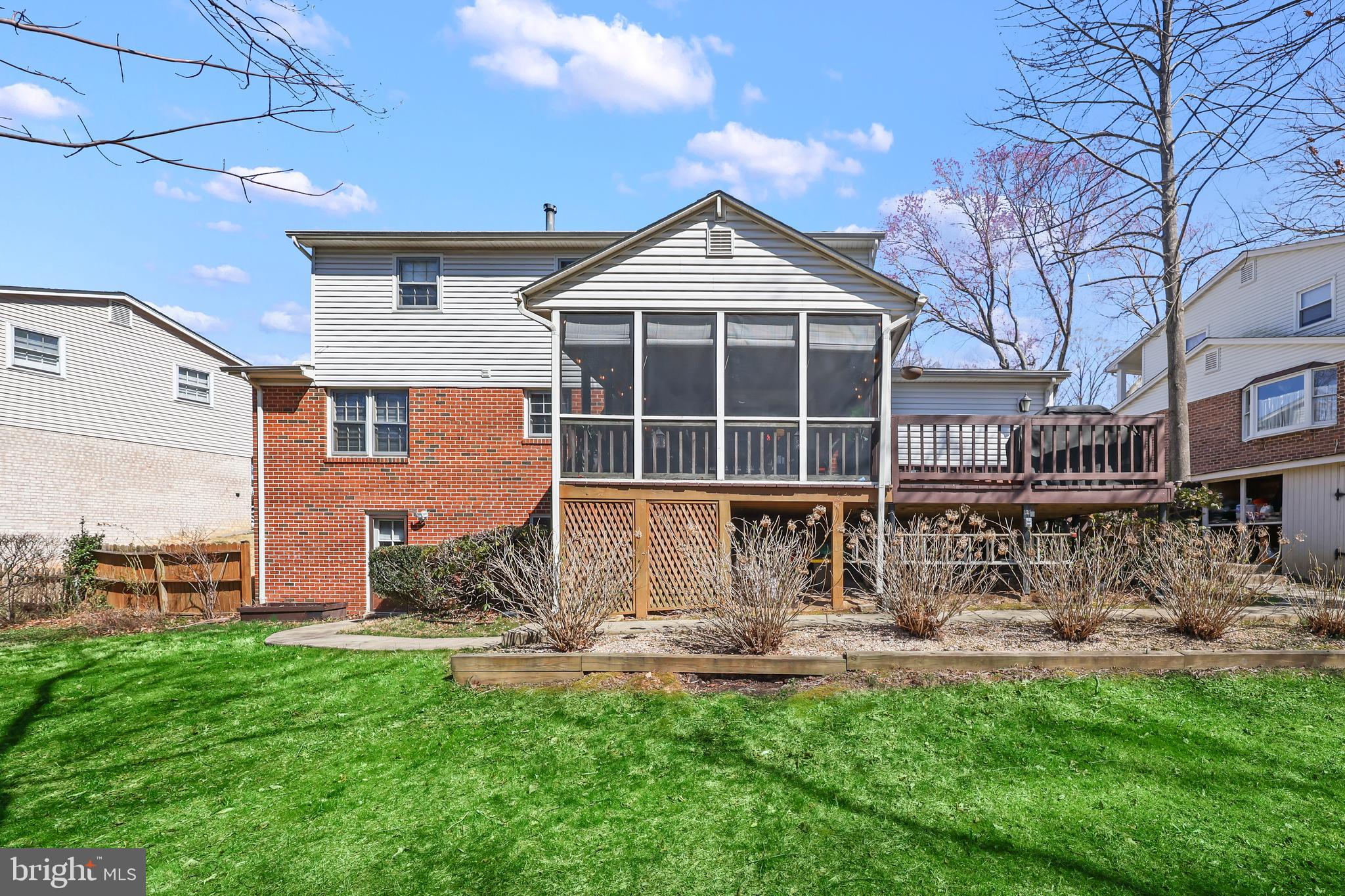 ORANGE HUNT ESTATES - Residential