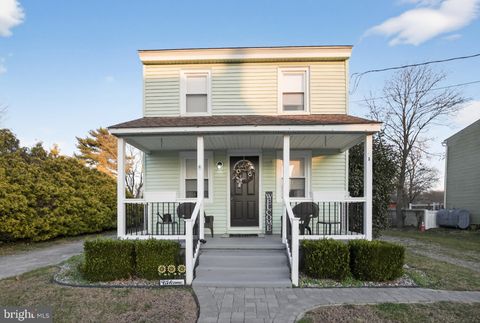 Homes For Sale - 8 Lake Street<br/> Gloucester County, MULLICA HILL, NJ 08062