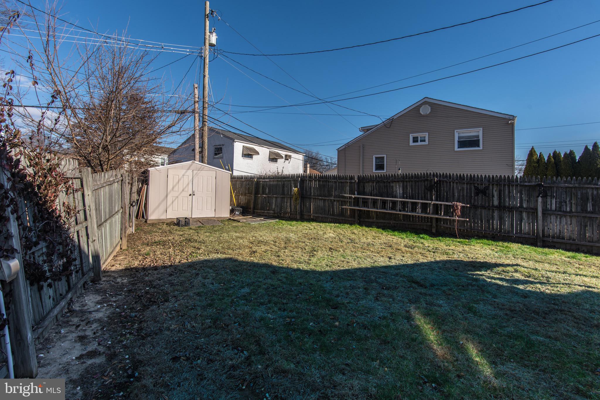 ROSLYN - Residential