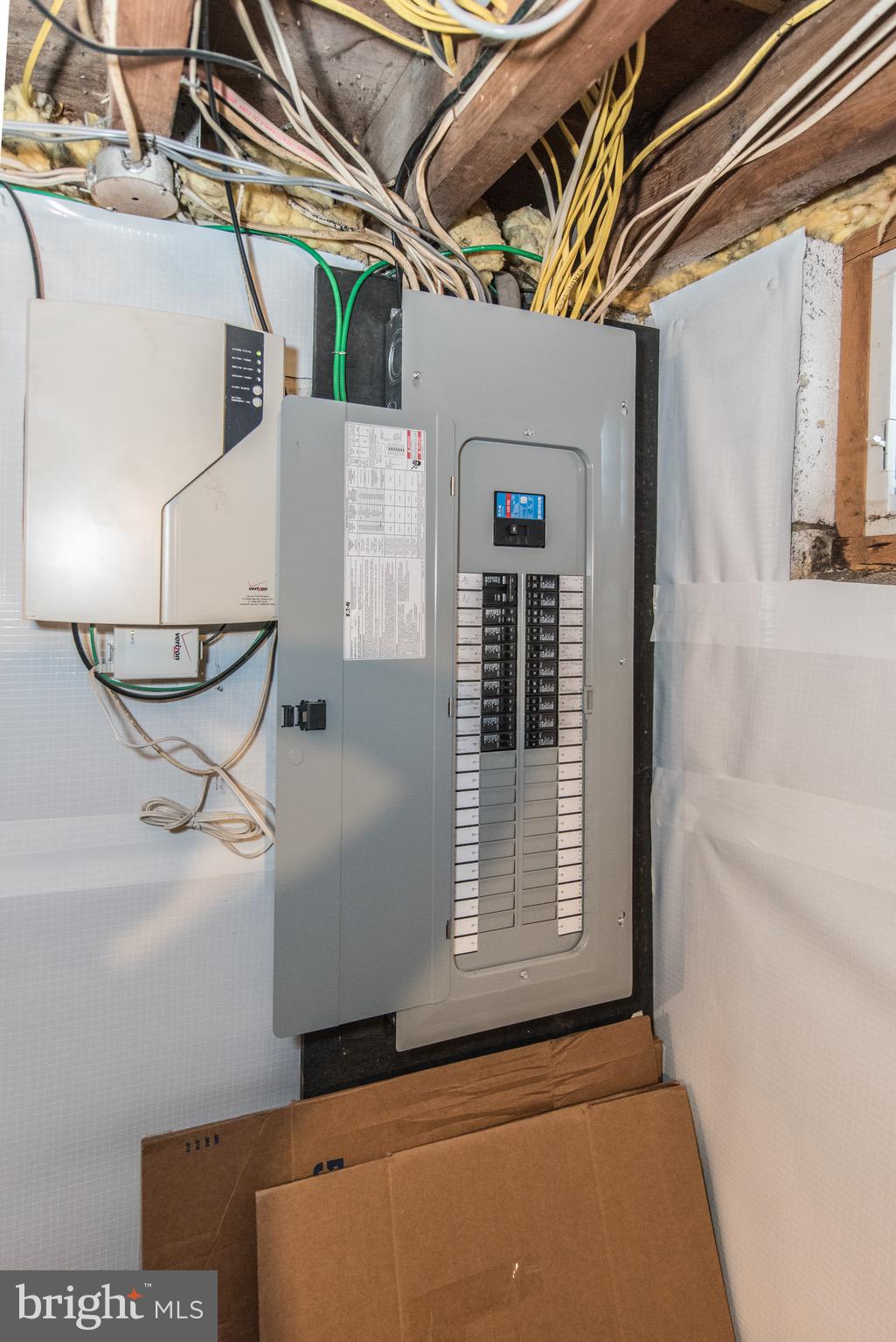 ROSLYN - Residential