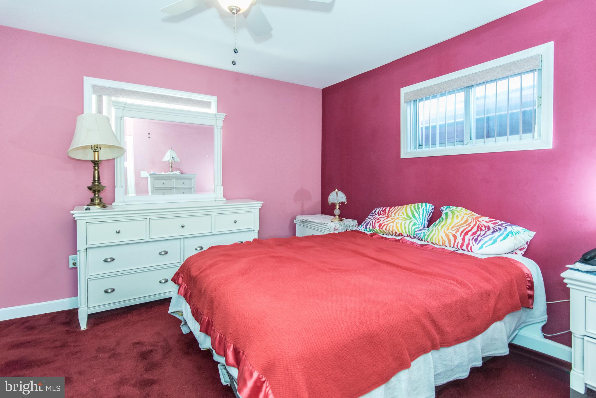 ROSLYN - Residential