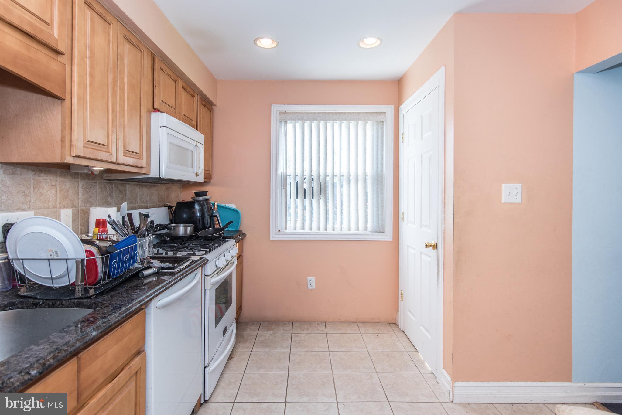 ROSLYN - Residential