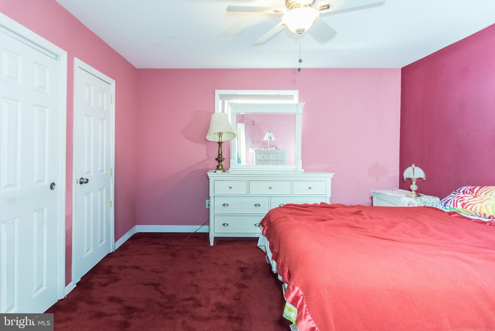 ROSLYN - Residential