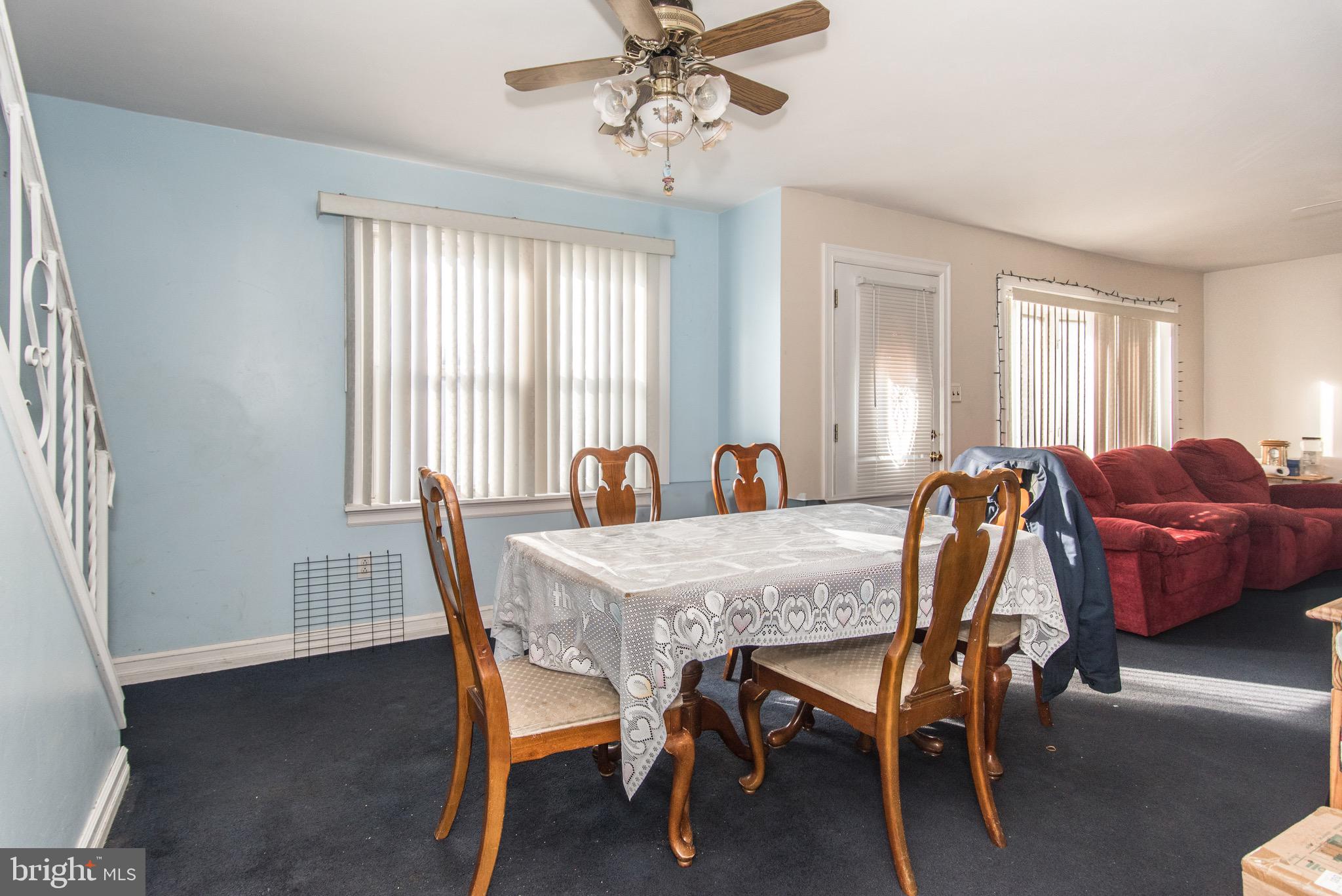 ROSLYN - Residential