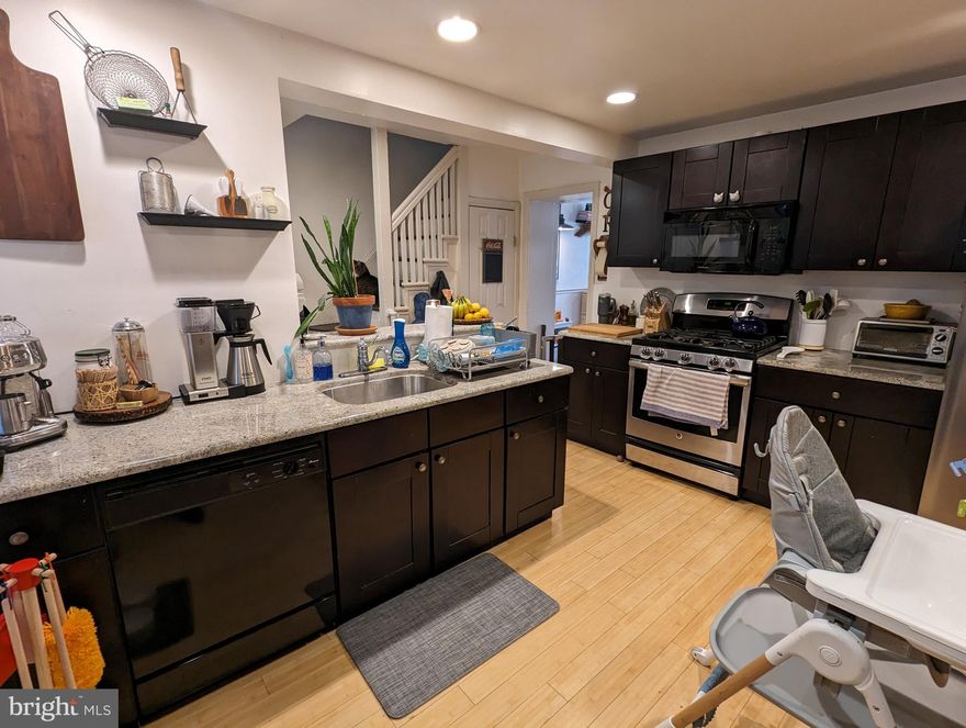 Available April 1st! Charming & spacious 2 Bedroom/1 Bath apartment home in the heart of Manayunk with private outdoor space! Conveniently located on a quiet block minutes away from Main Street - with dining, shopping, parks, public transit, and more.! Your new apartment home features hardwood flooring, large windows, and a spacious eat-in kitchen.  Easily pay rent and submit service requests using our online portal. Plus, we are 100% pet friendly with NO ADDITIONAL FEES OR DEPOSITS!   This apartment home will not last long - apply today!

*Leasing Special* One month free on a 13+ month lease agreement if you move in before April 15th! Last month's rent not required for well-qualified applicants!