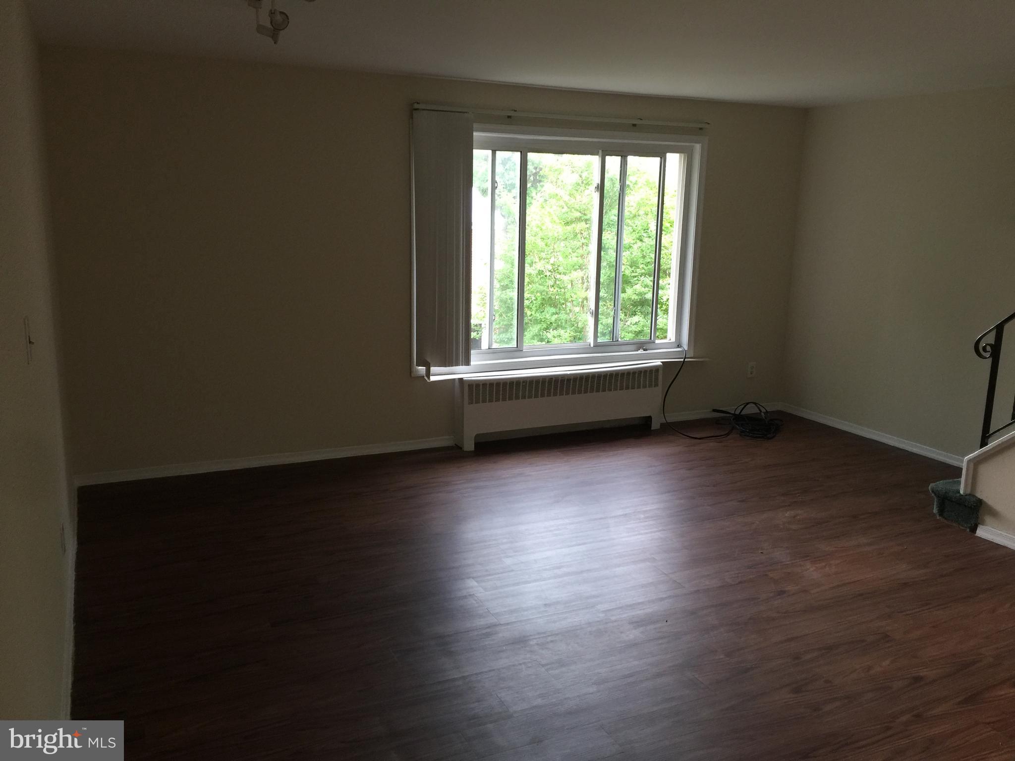 WARWICK VILLAGE - Residential Lease