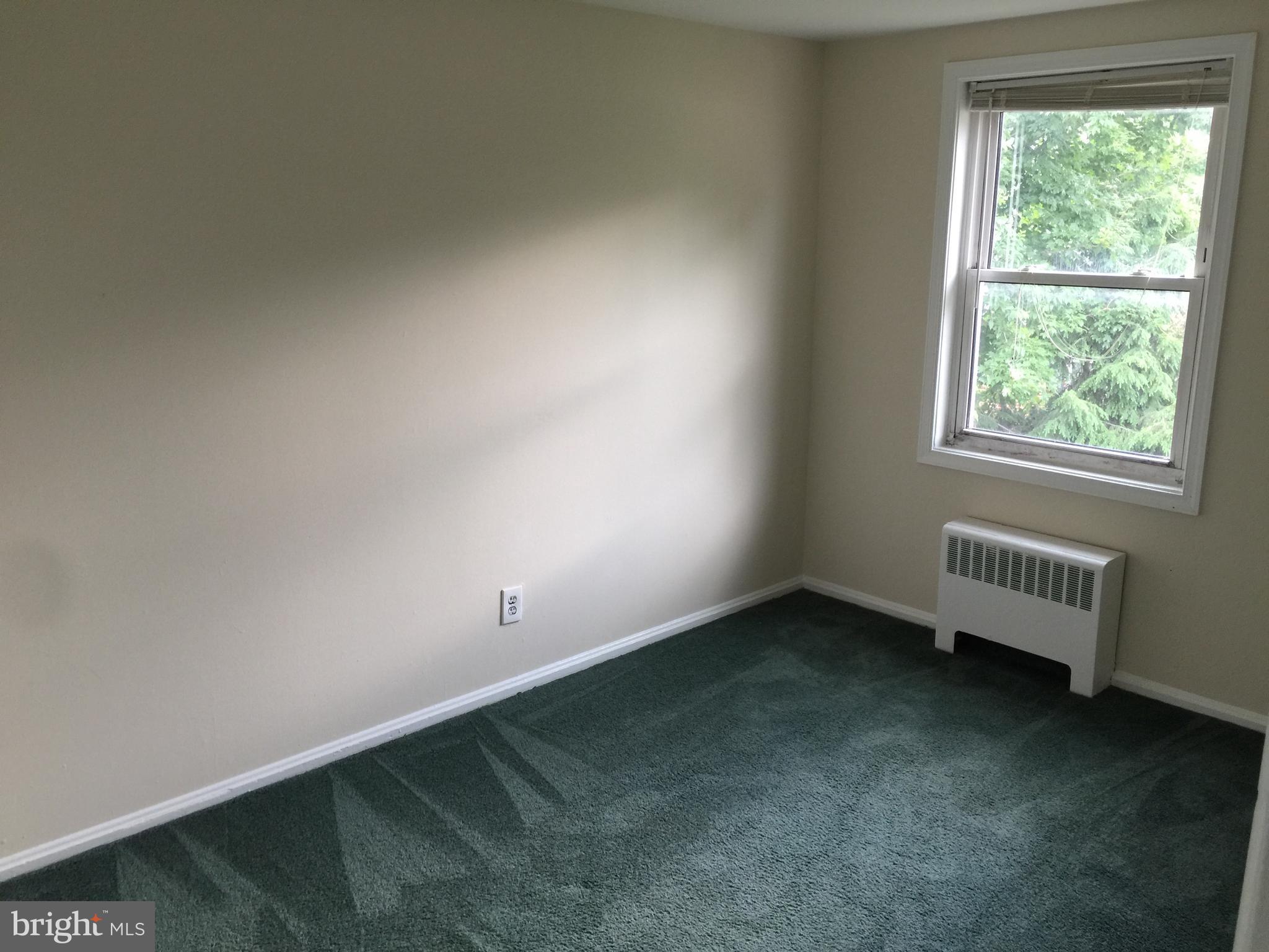 WARWICK VILLAGE - Residential Lease