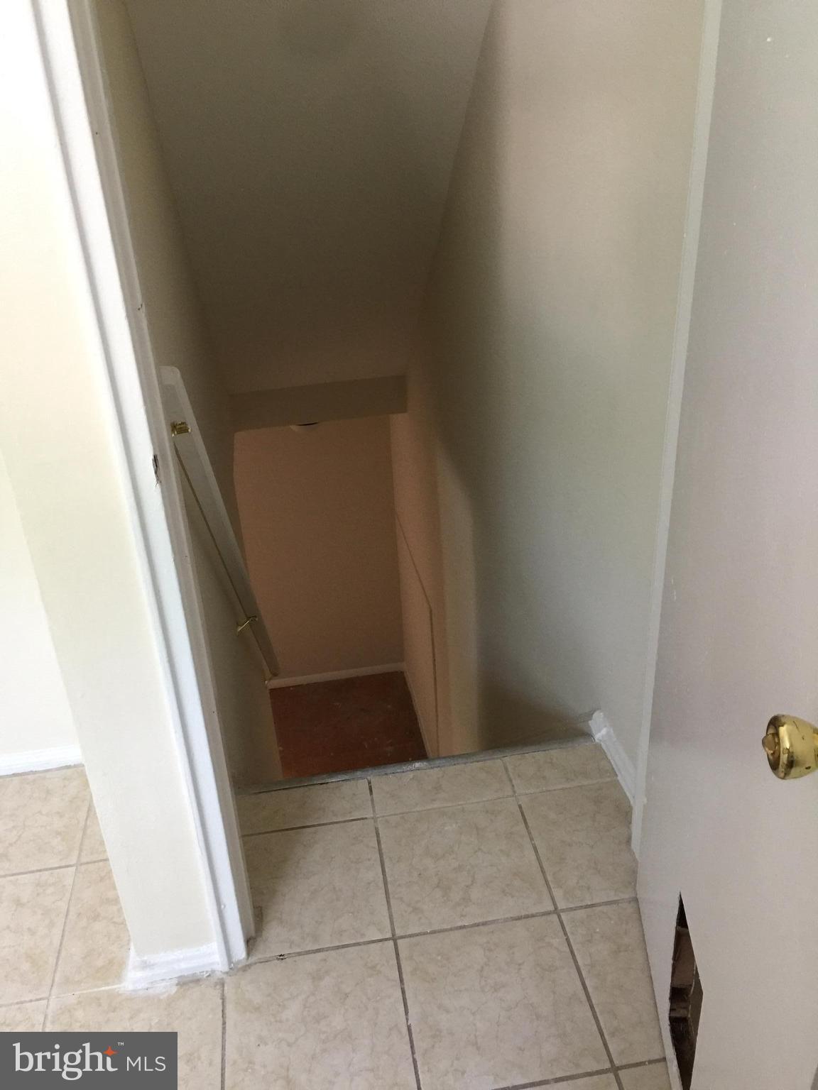 WARWICK VILLAGE - Residential Lease