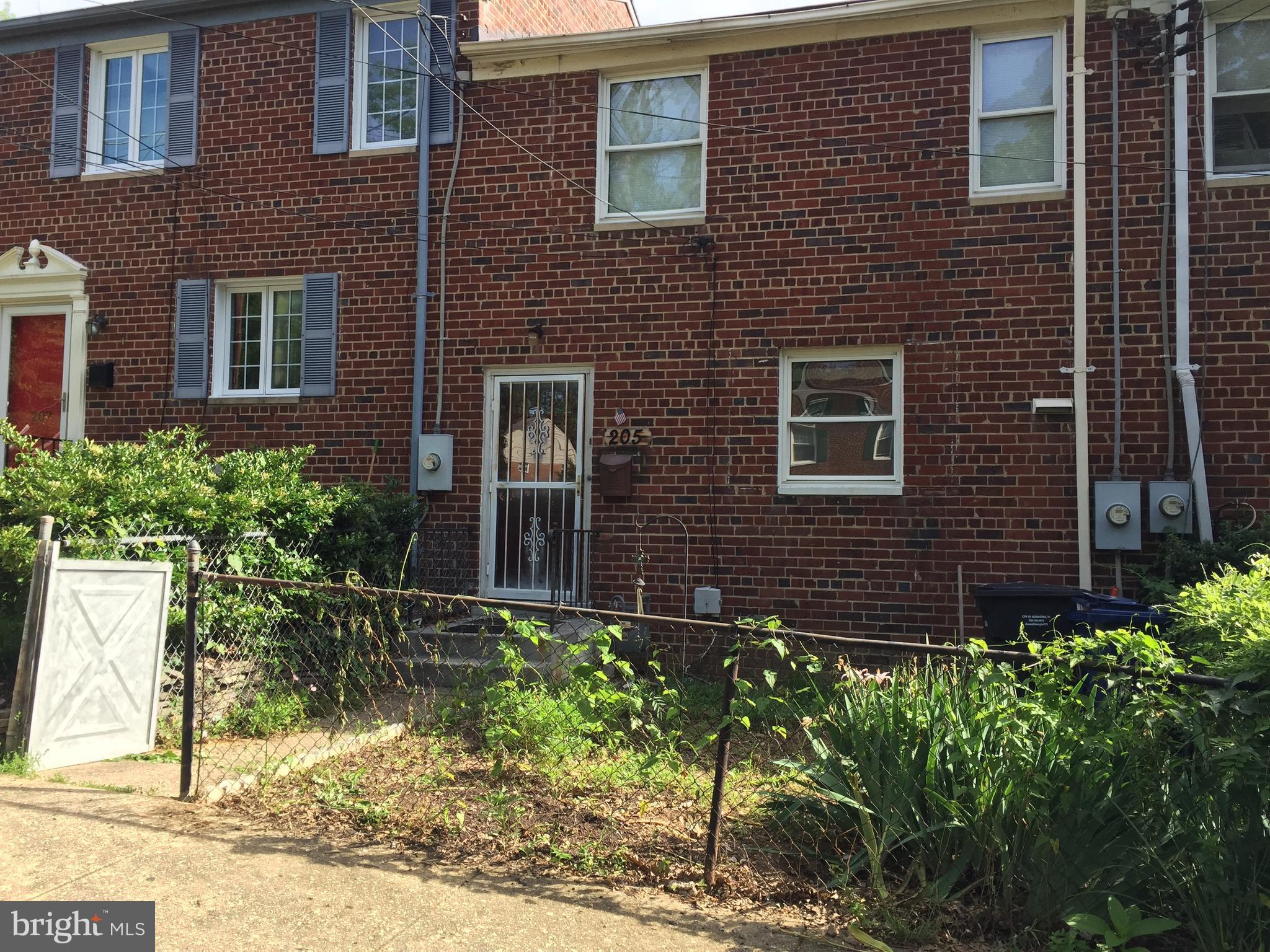 WARWICK VILLAGE - Residential Lease