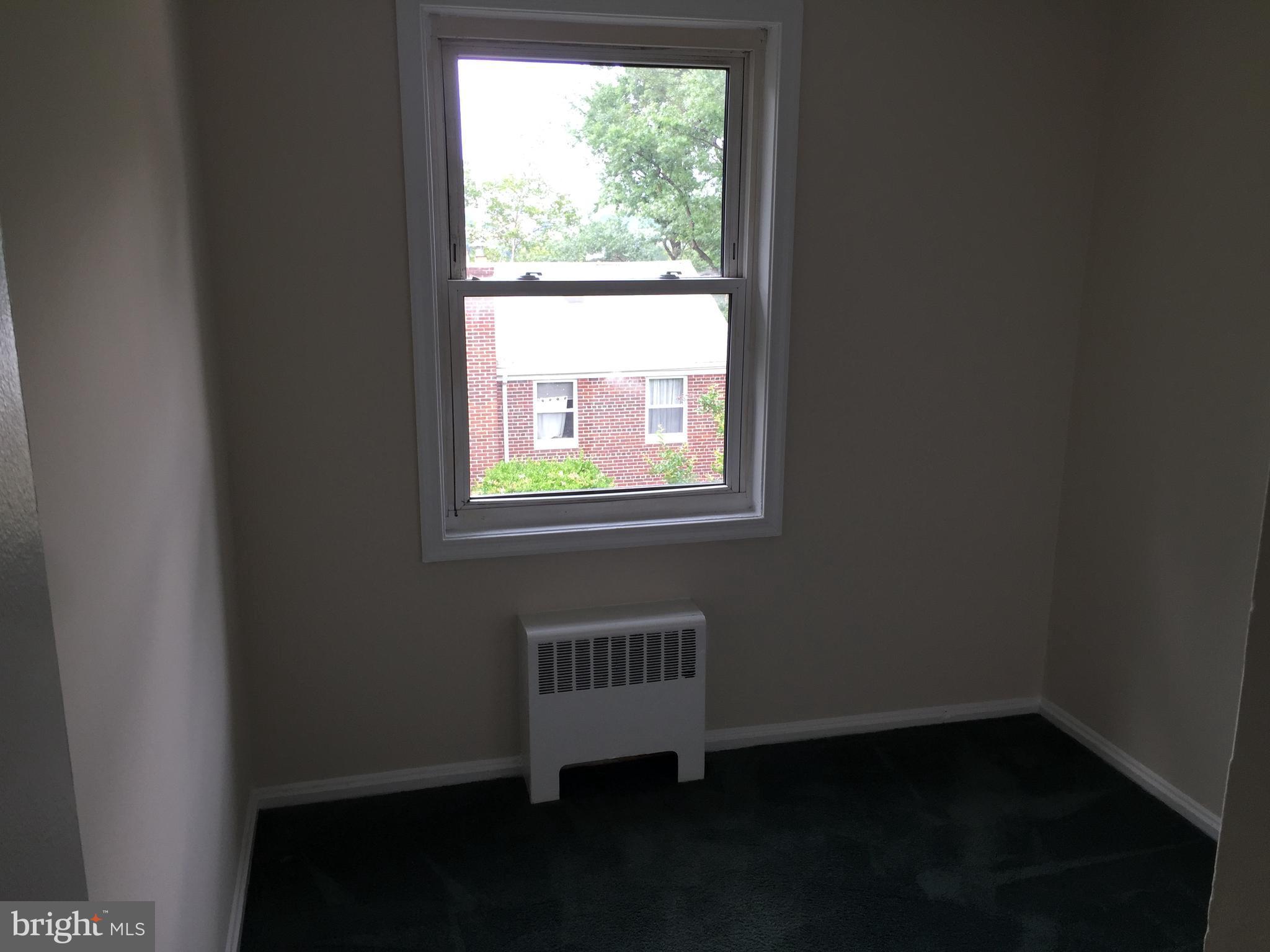 WARWICK VILLAGE - Residential Lease