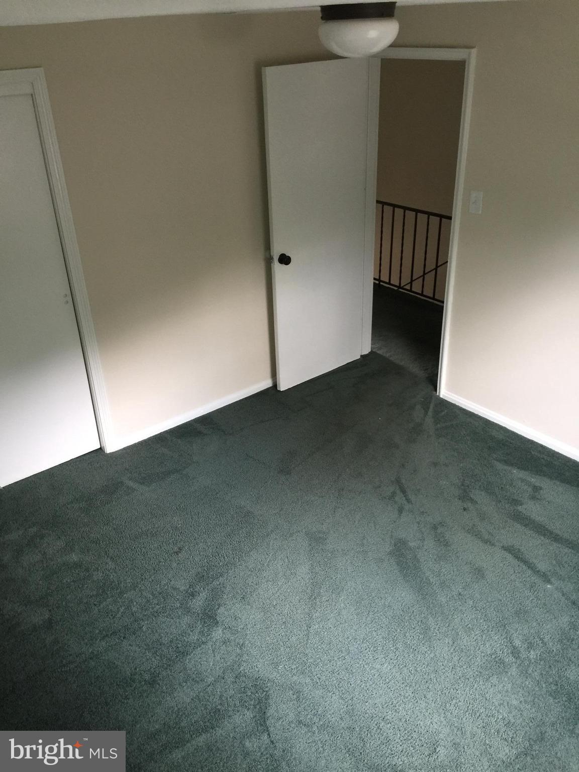 WARWICK VILLAGE - Residential Lease