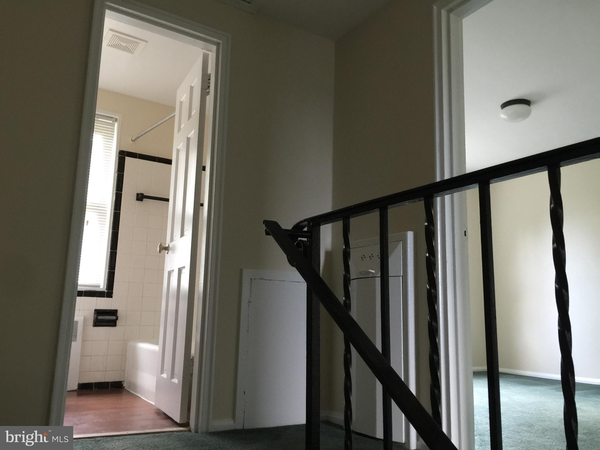 WARWICK VILLAGE - Residential Lease