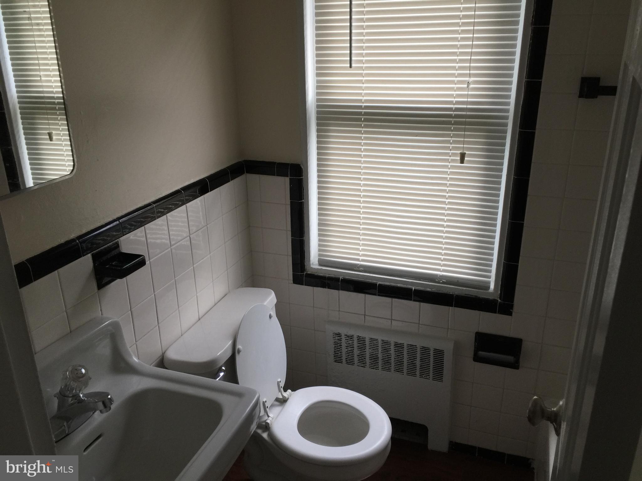 WARWICK VILLAGE - Residential Lease