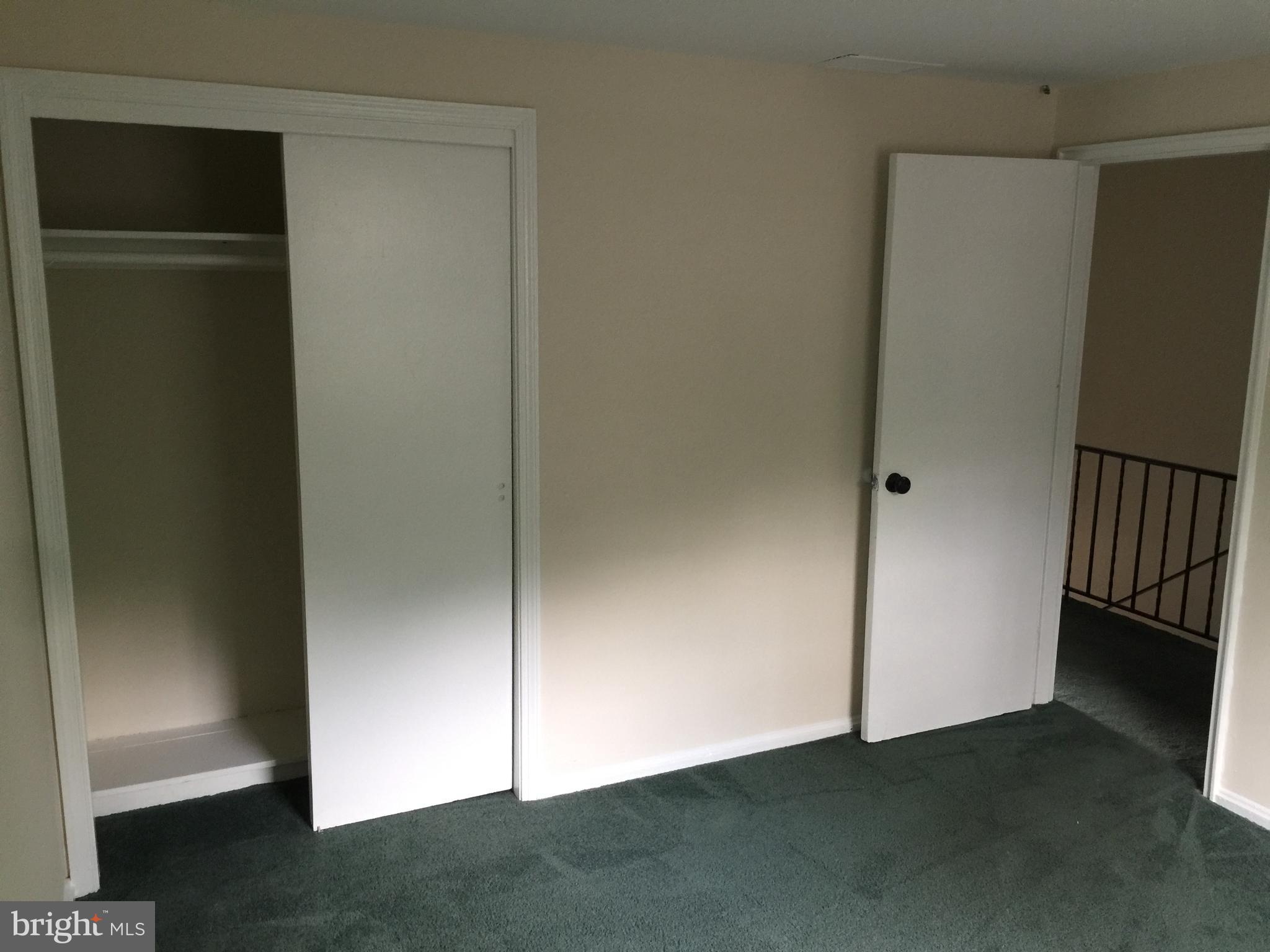 WARWICK VILLAGE - Residential Lease