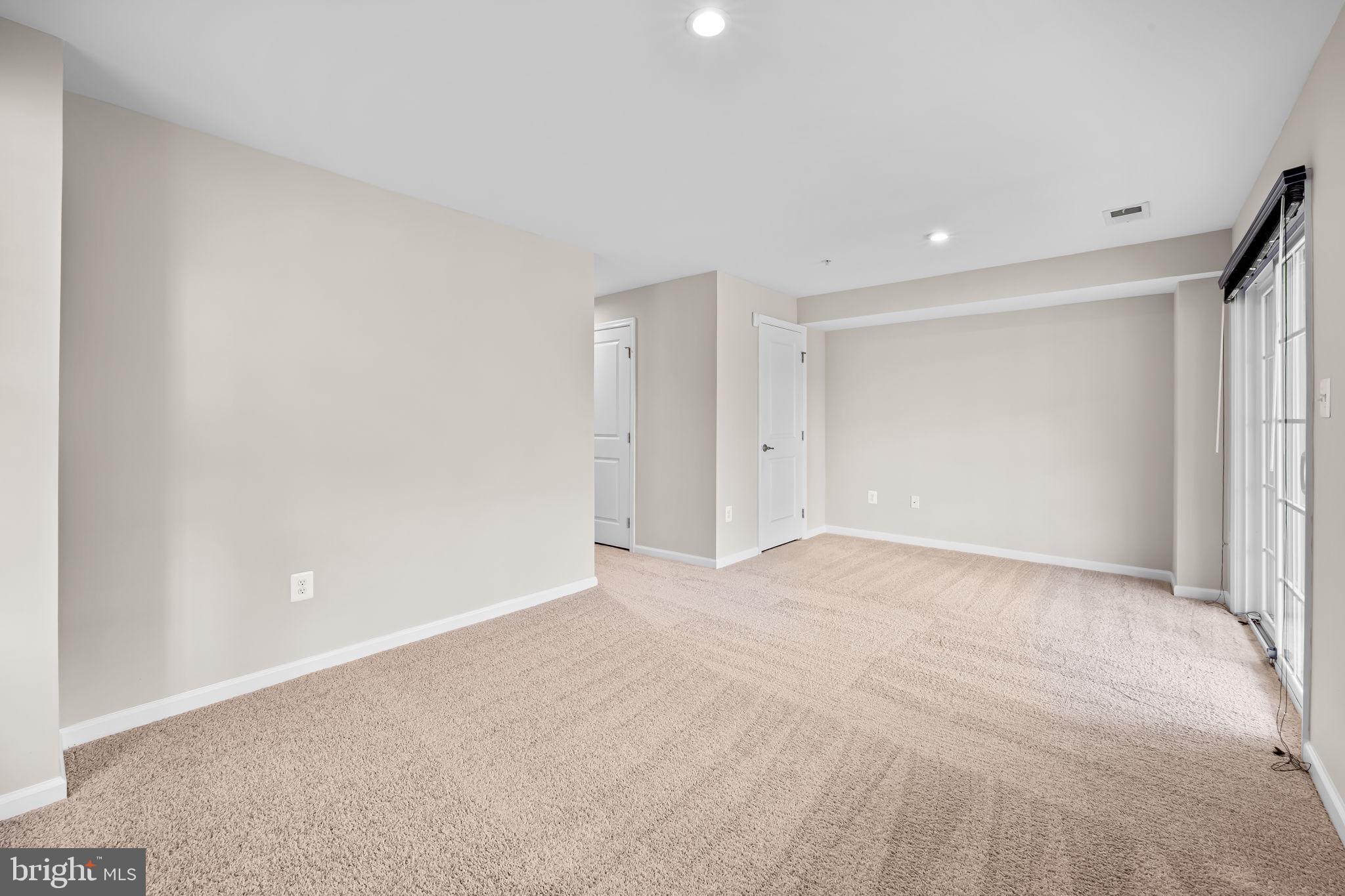 ROCKDALE VILLAGE - Residential