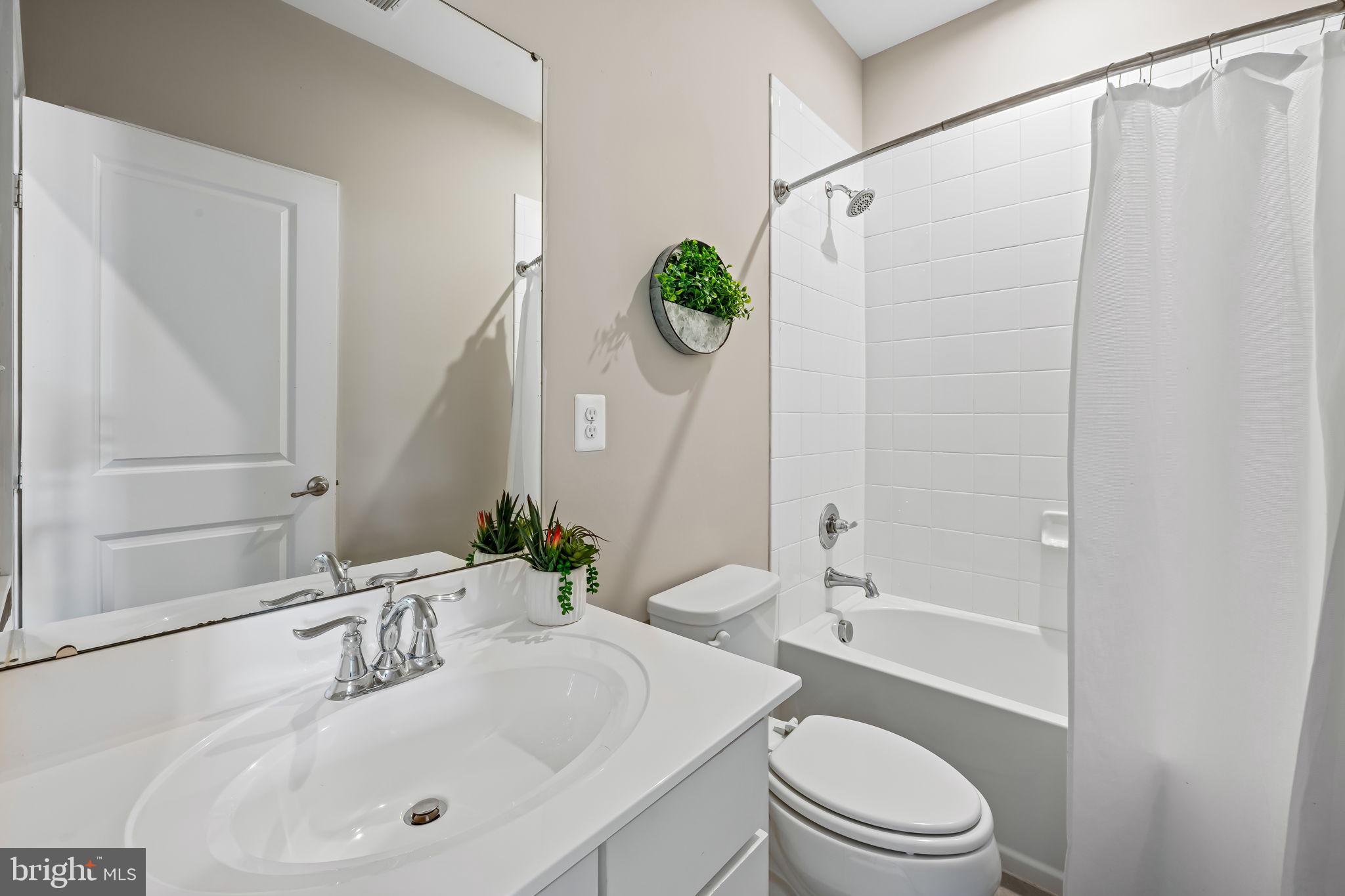 ROCKDALE VILLAGE - Residential