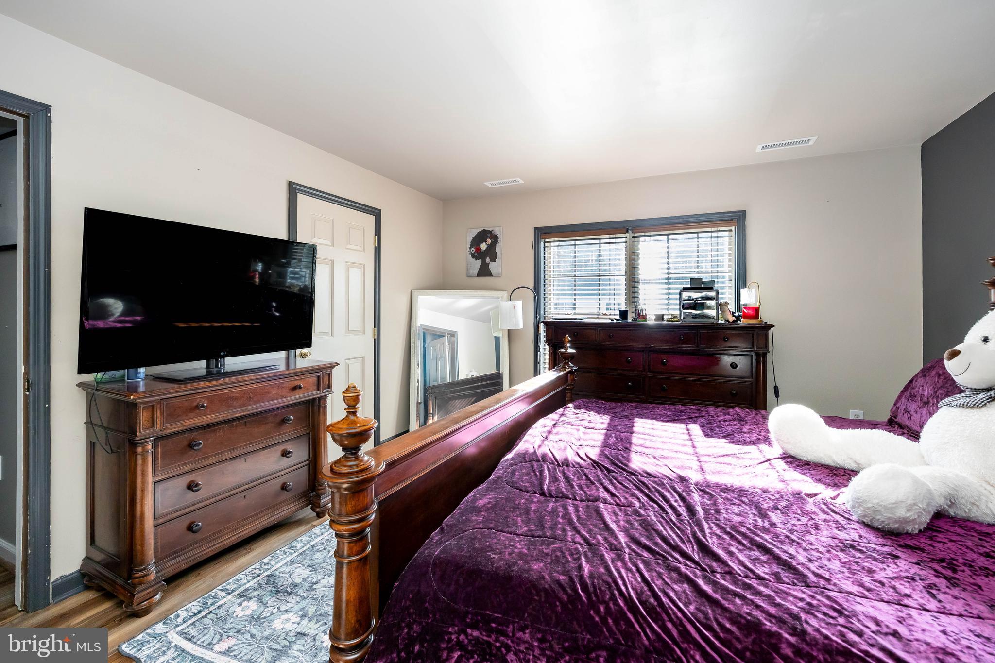 CHESAPEAKE PLACE - Residential