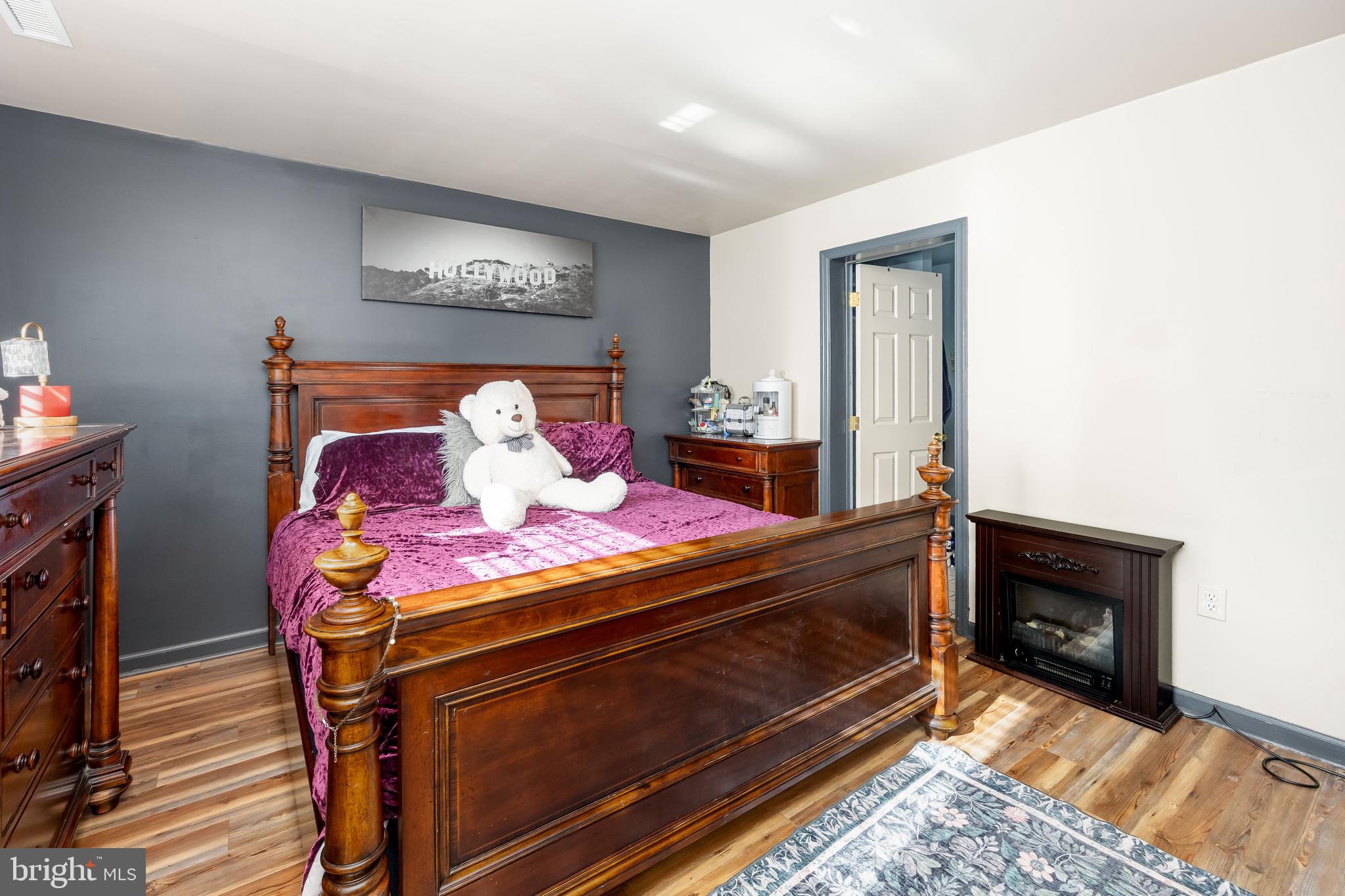 CHESAPEAKE PLACE - Residential