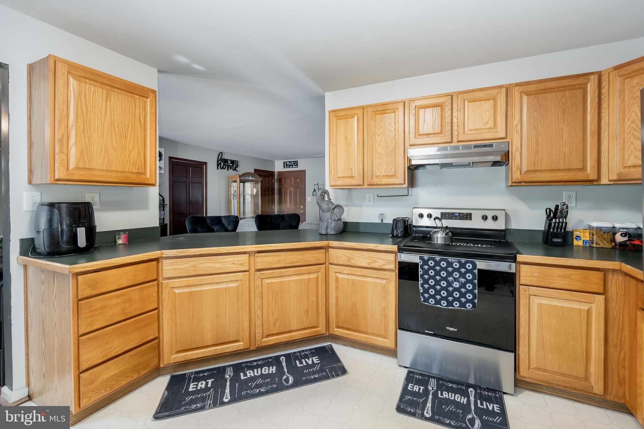 CHESAPEAKE PLACE - Residential