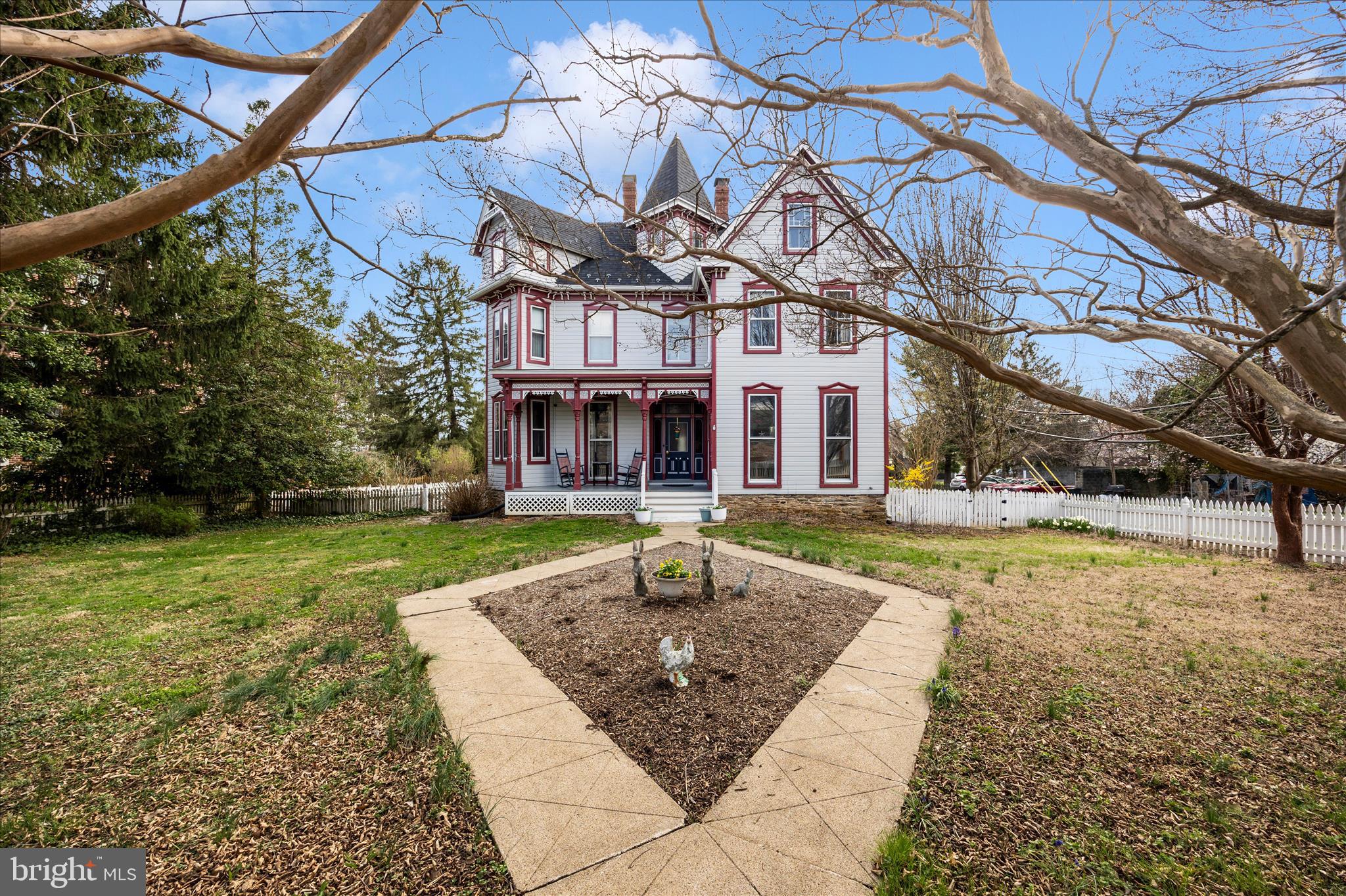 MIDDLETOWN - Residential