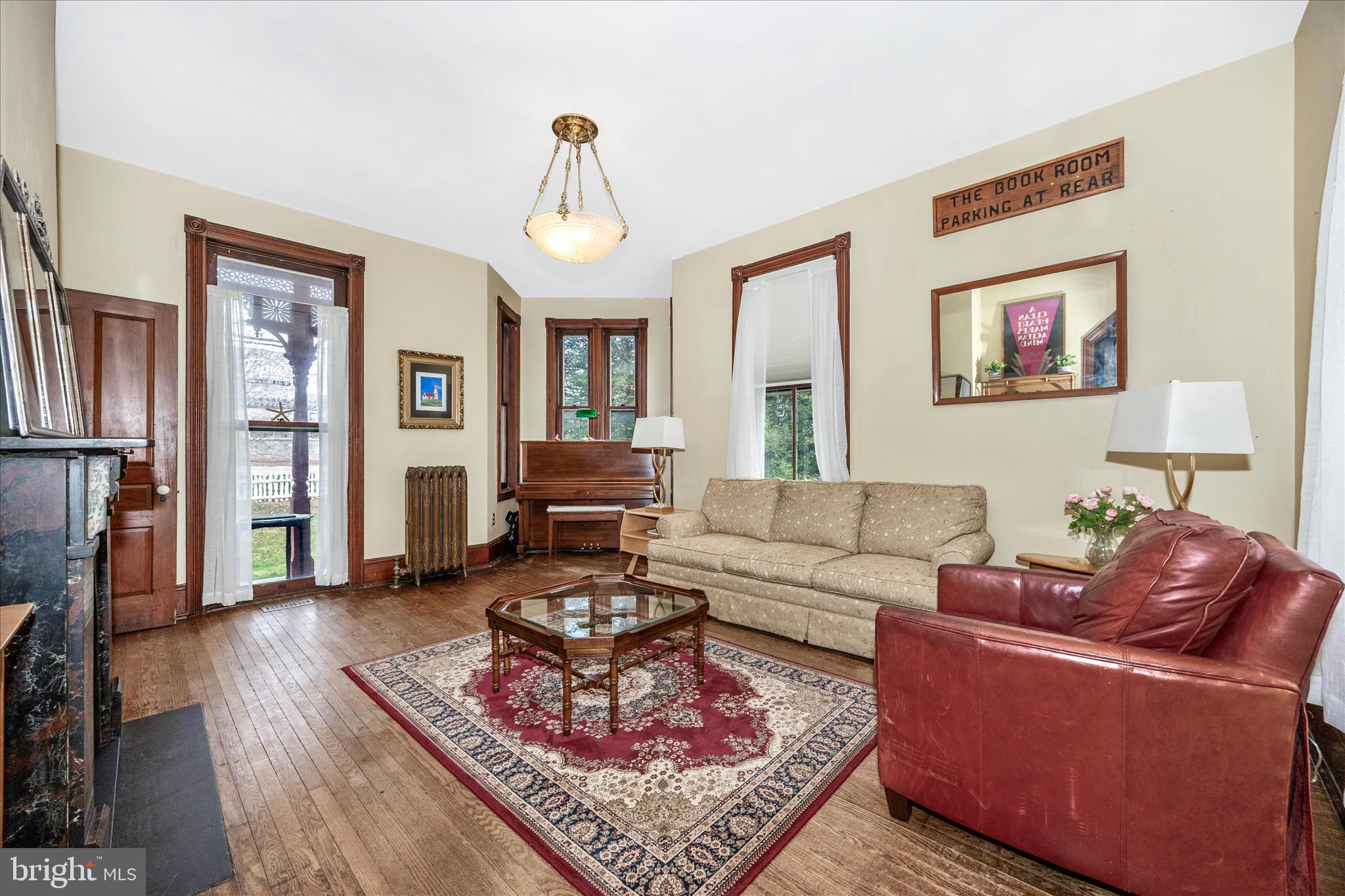 MIDDLETOWN - Residential