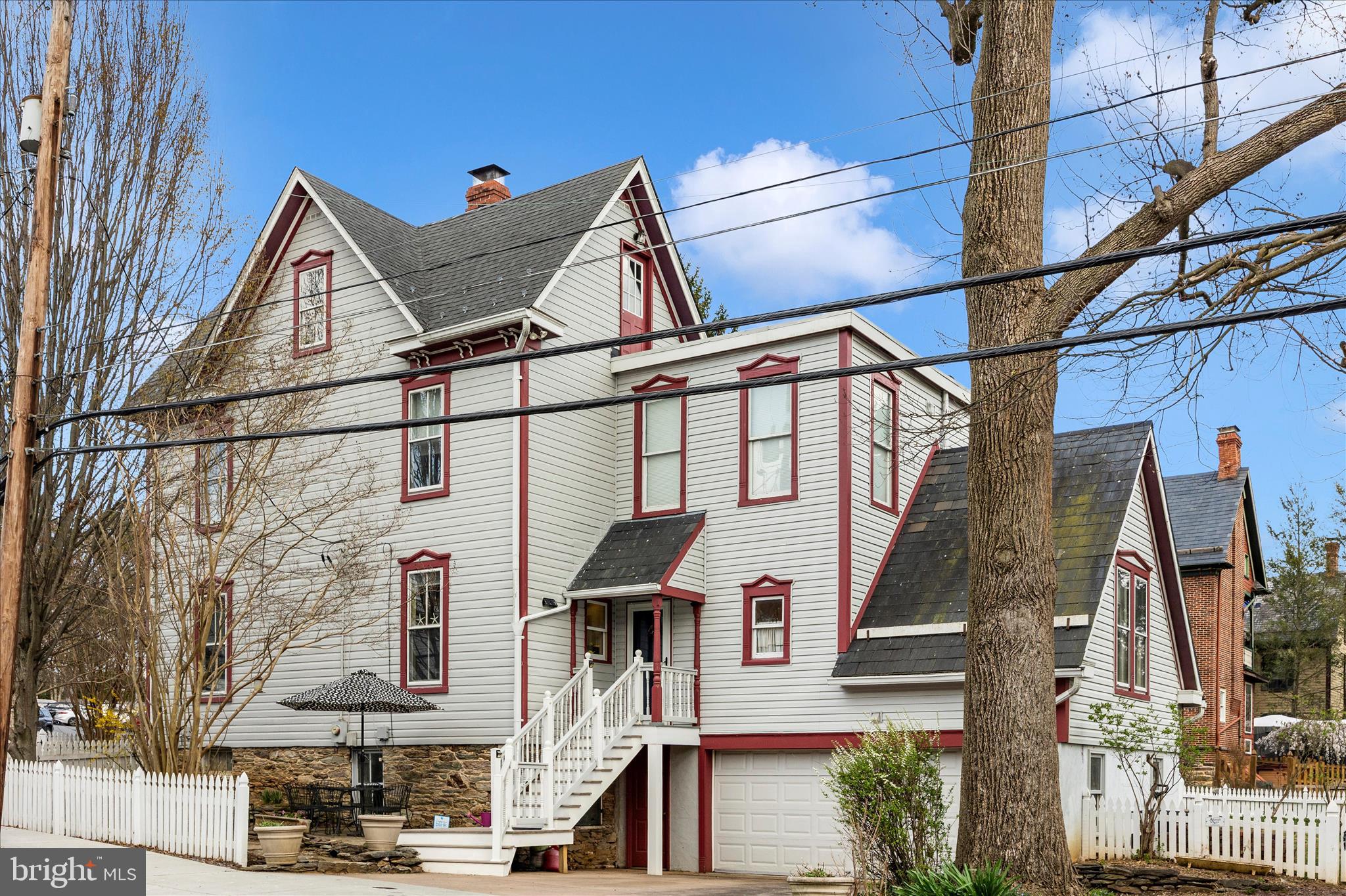 MIDDLETOWN - Residential