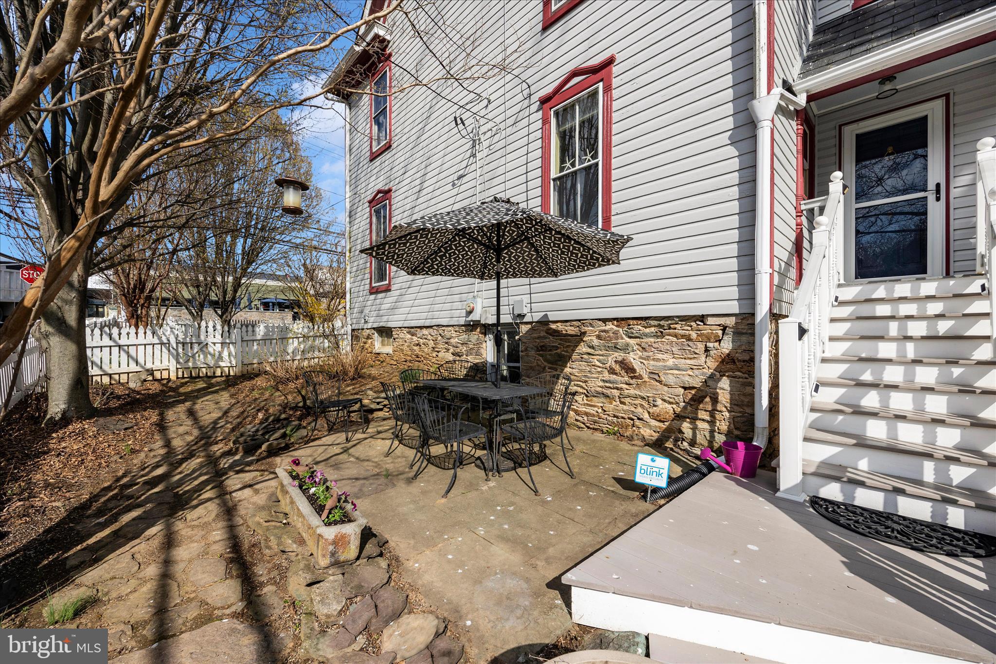 MIDDLETOWN - Residential