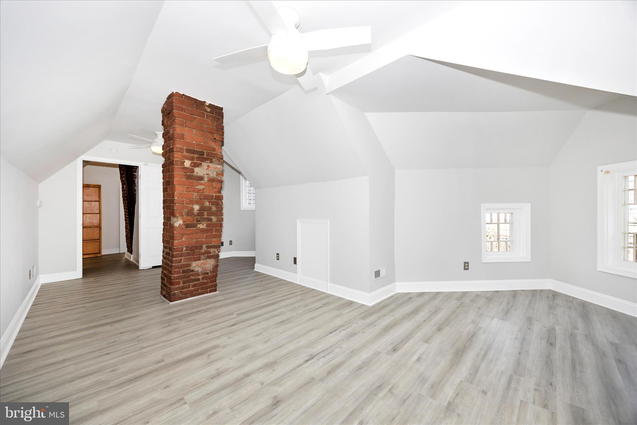 MIDDLETOWN - Residential