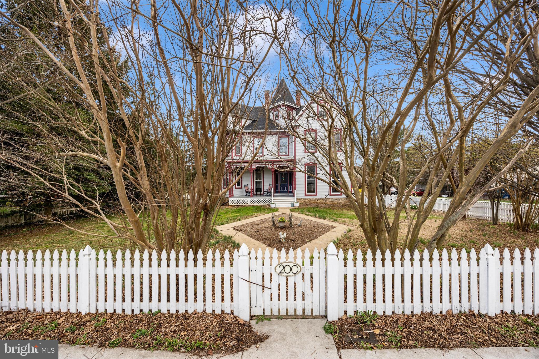 MIDDLETOWN - Residential