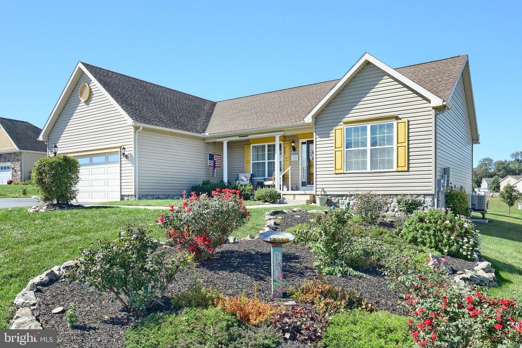 Photo of 1245 Pinnacle Court, YORK, PA 17408 (MLS # PAYK2090972)