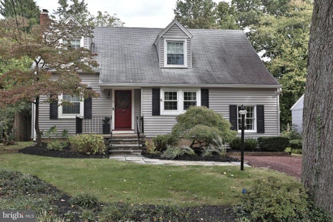 Photo for 18 MANNING LANE