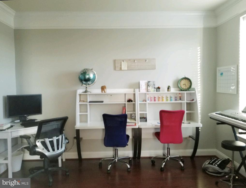 MAPLE LAWN - Residential Lease