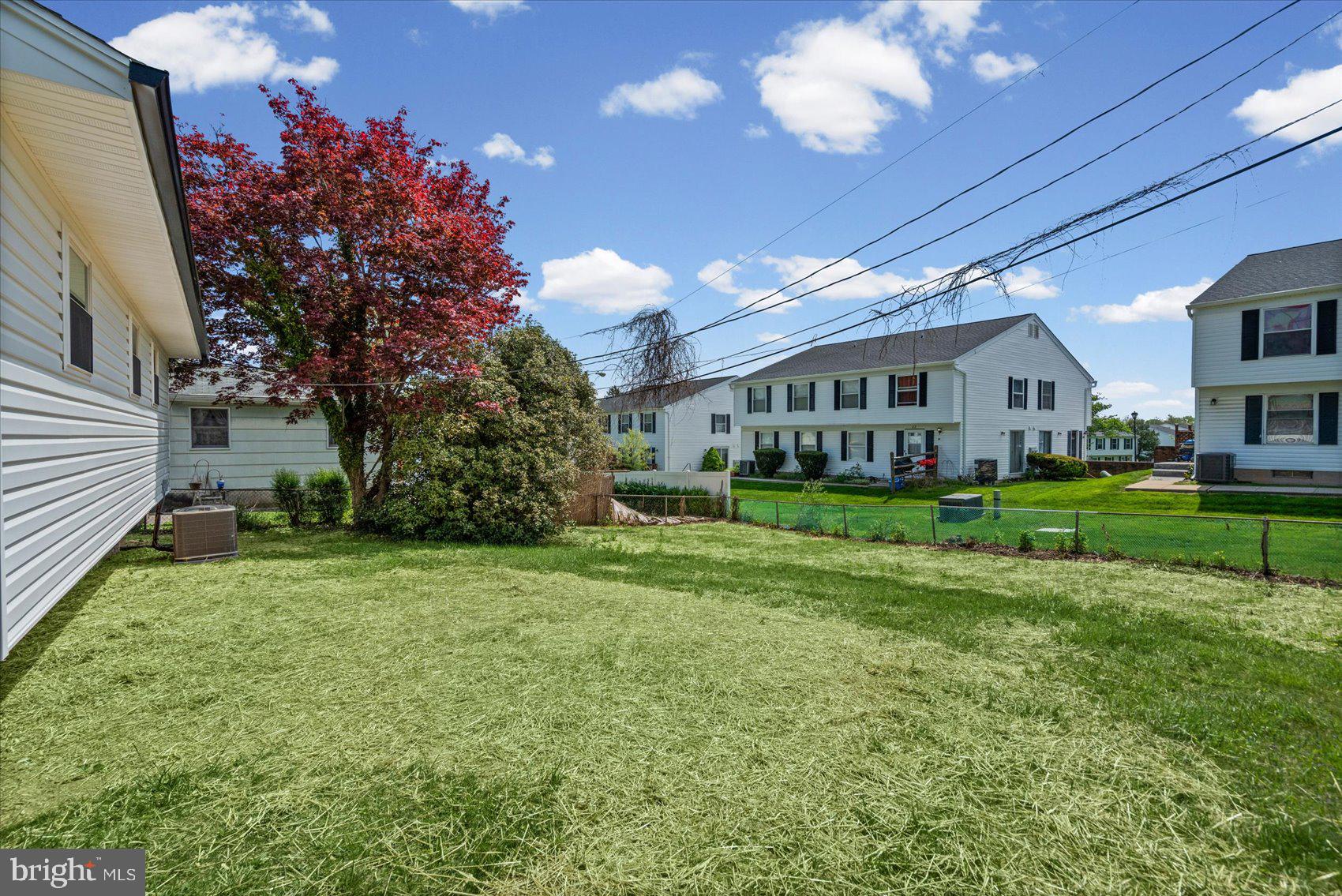 SUBURBIA - Residential