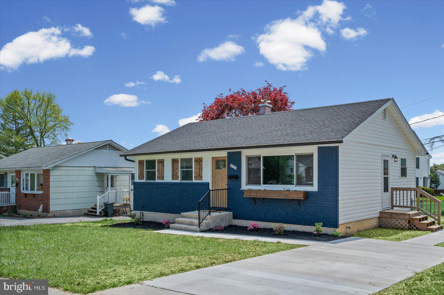 SUBURBIA - Residential