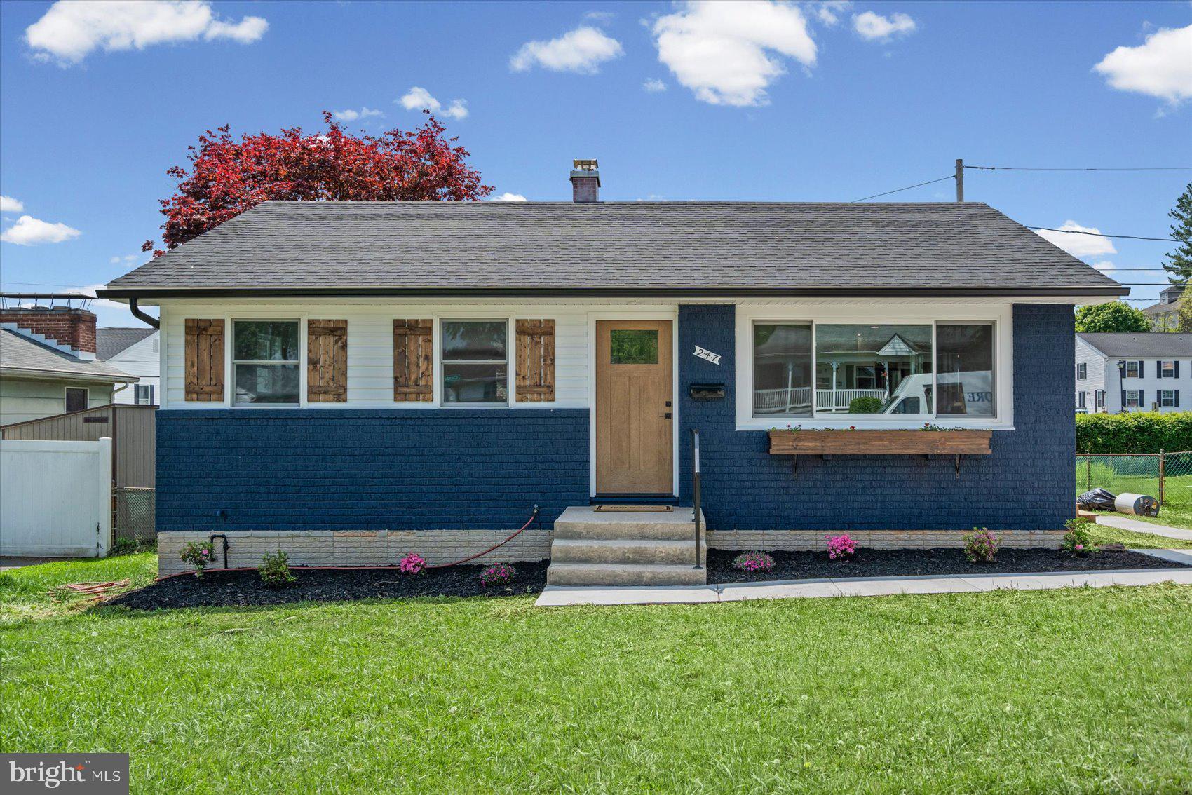 SUBURBIA - Residential