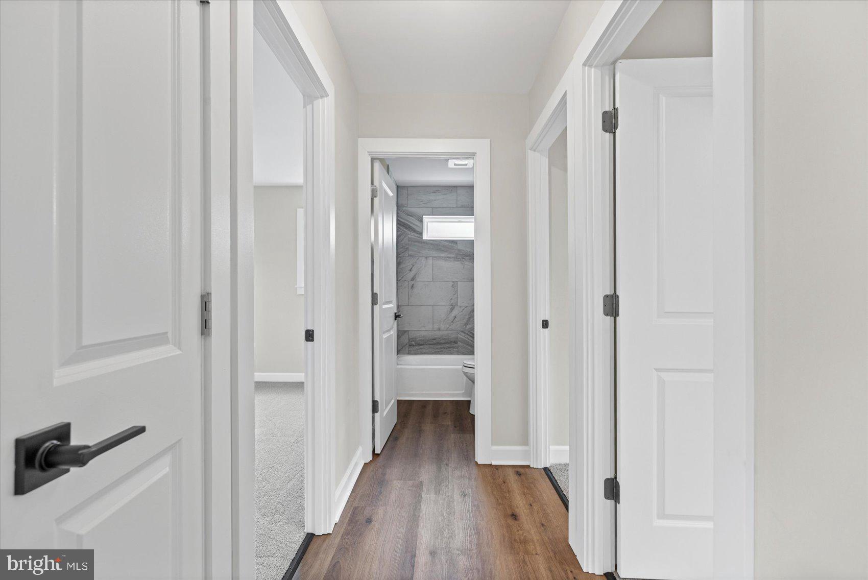 SUBURBIA - Residential