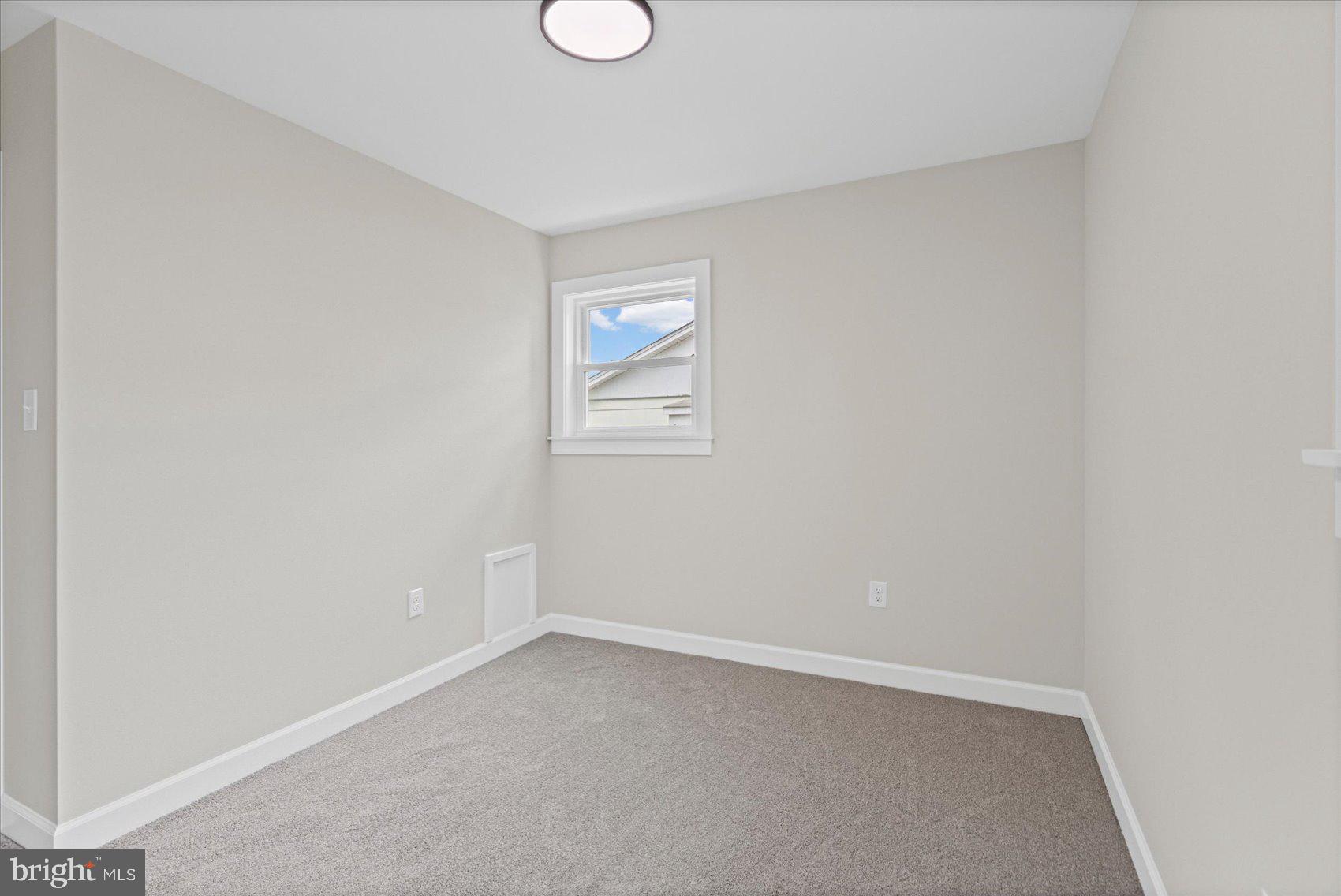 SUBURBIA - Residential