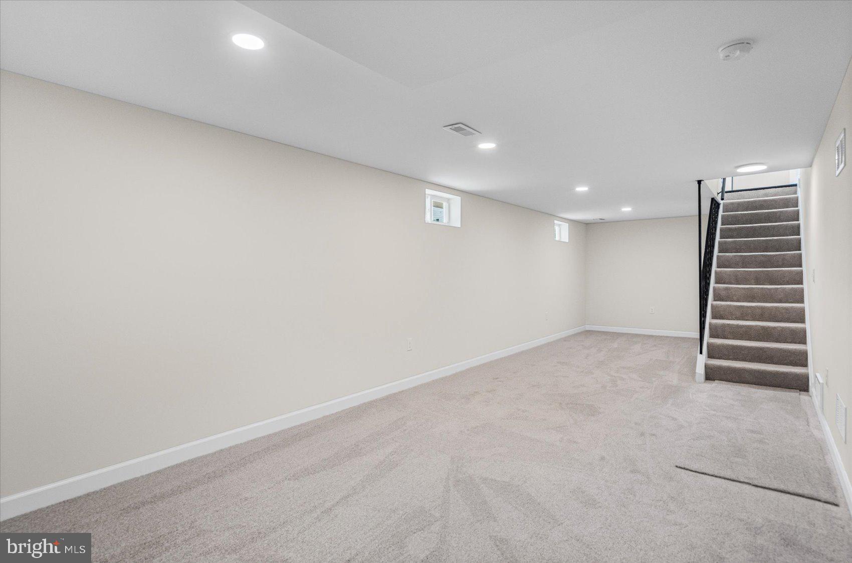 SUBURBIA - Residential