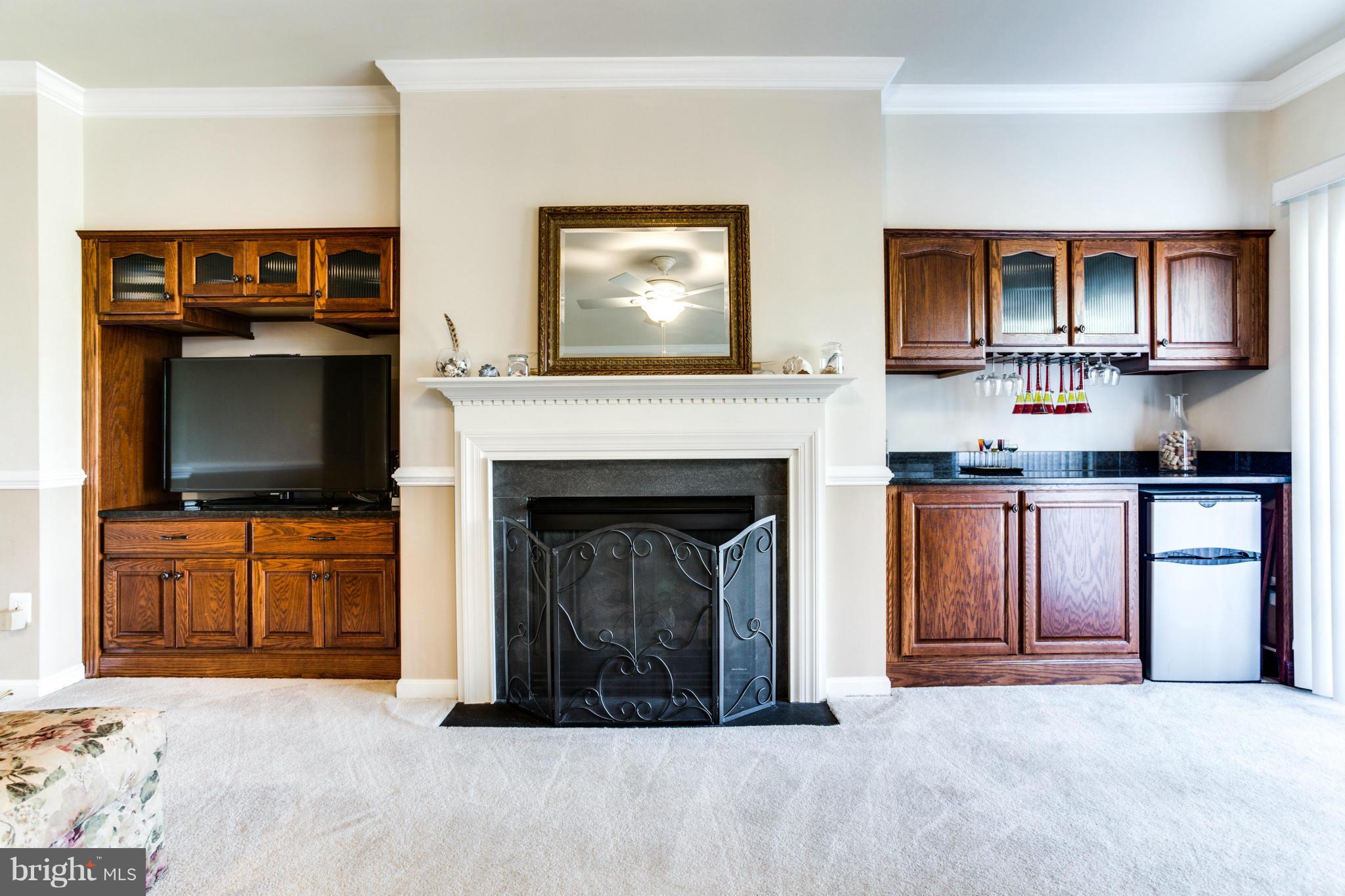 PEMBROOKE - Residential